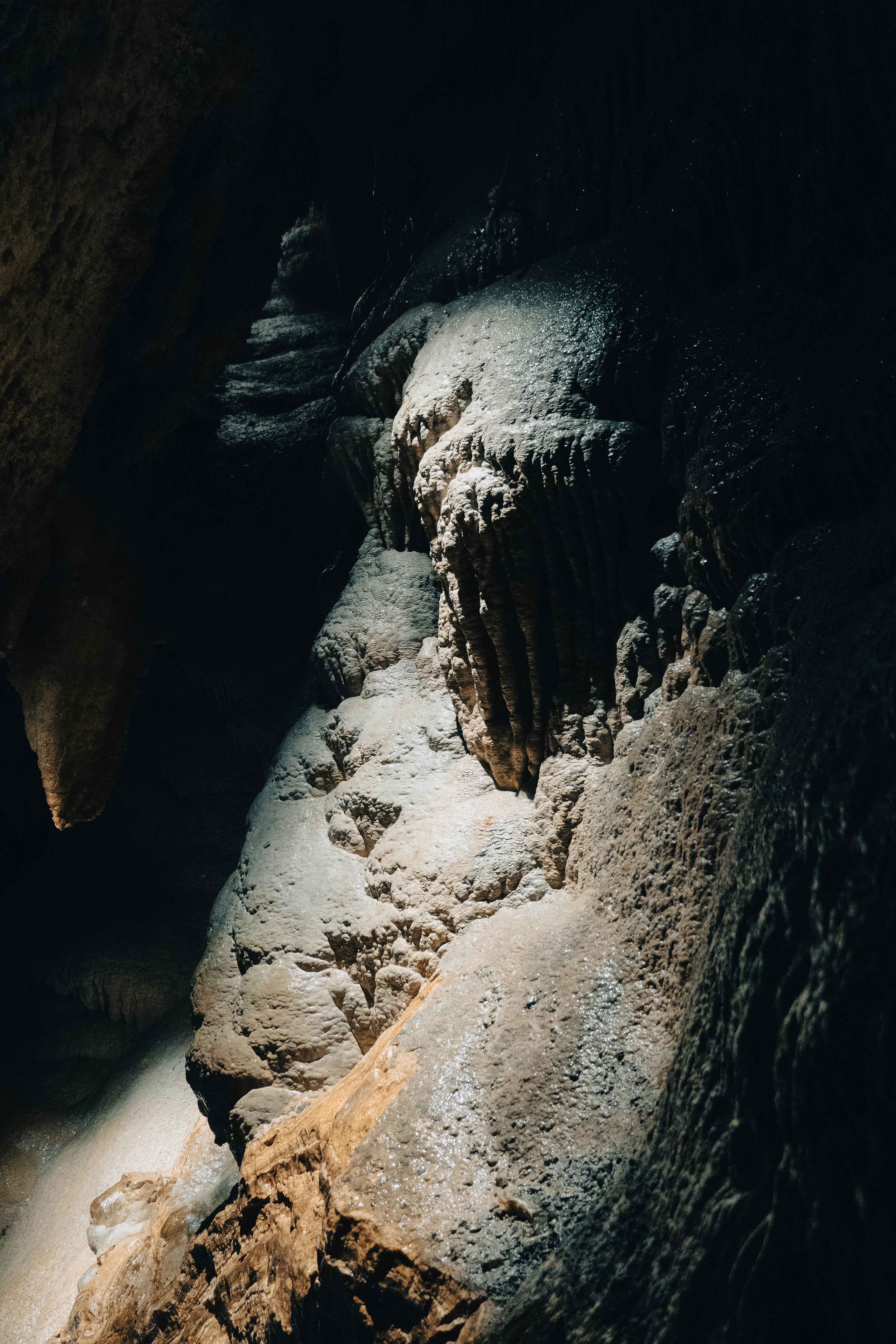 Damanovska Cave, Slovakia