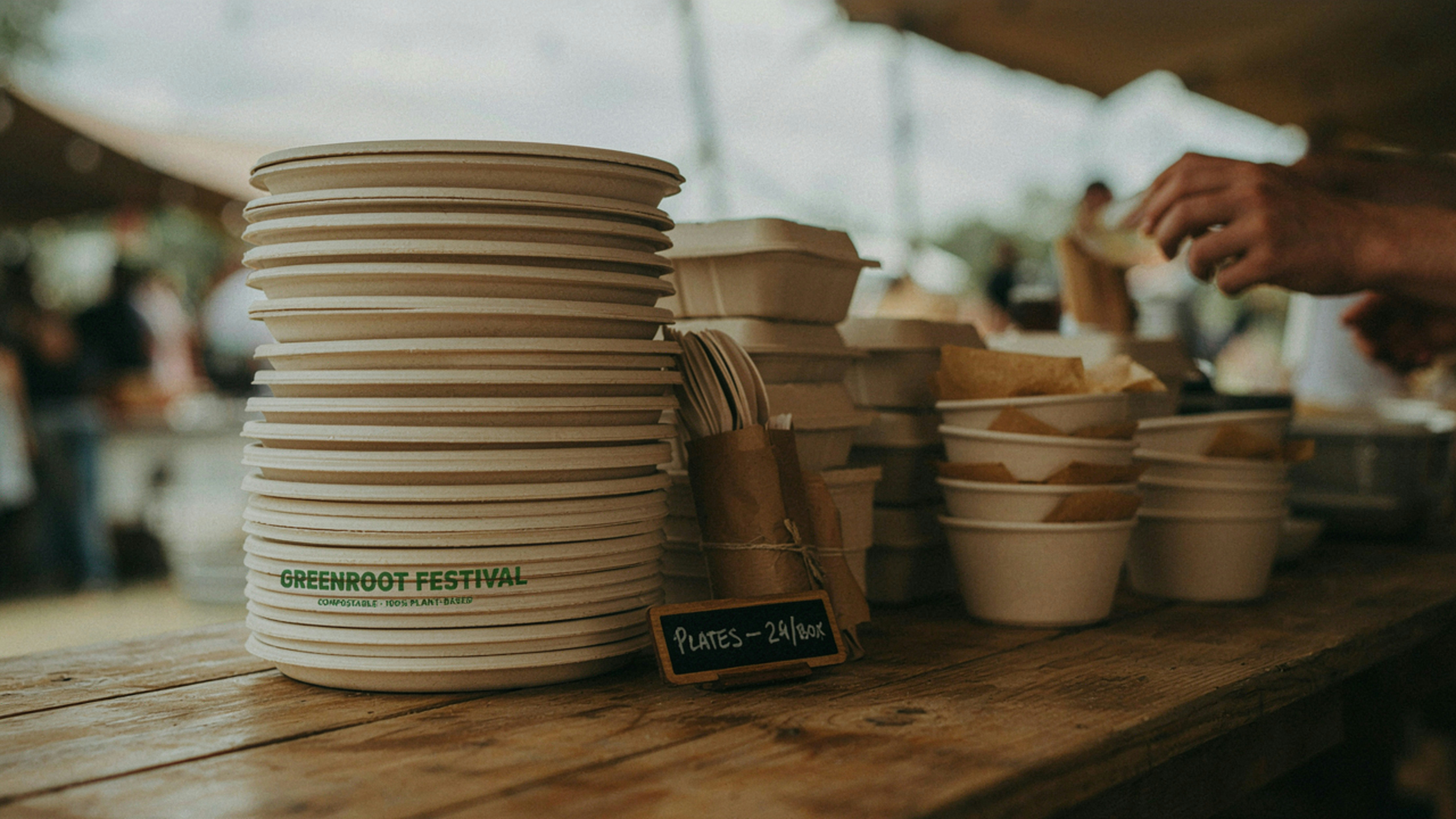 What cornstarch is used for, how to make a proper slurry, storage tips, and the best substitutes for thickening.