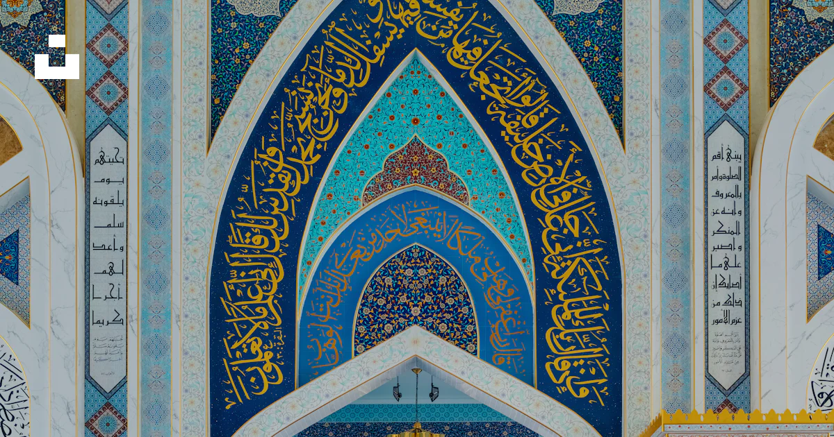 Mosque interior with blue tilework - Free Photo on Unsplash