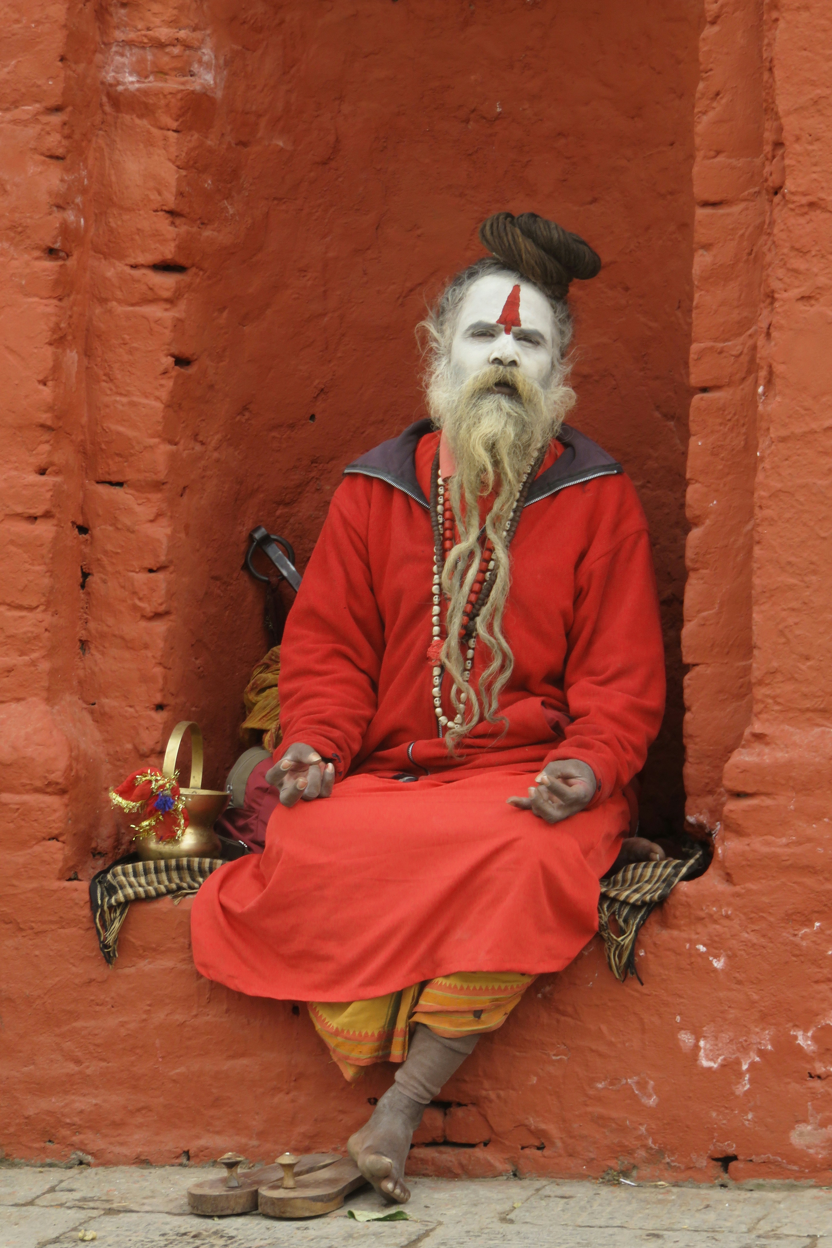 SADHUS