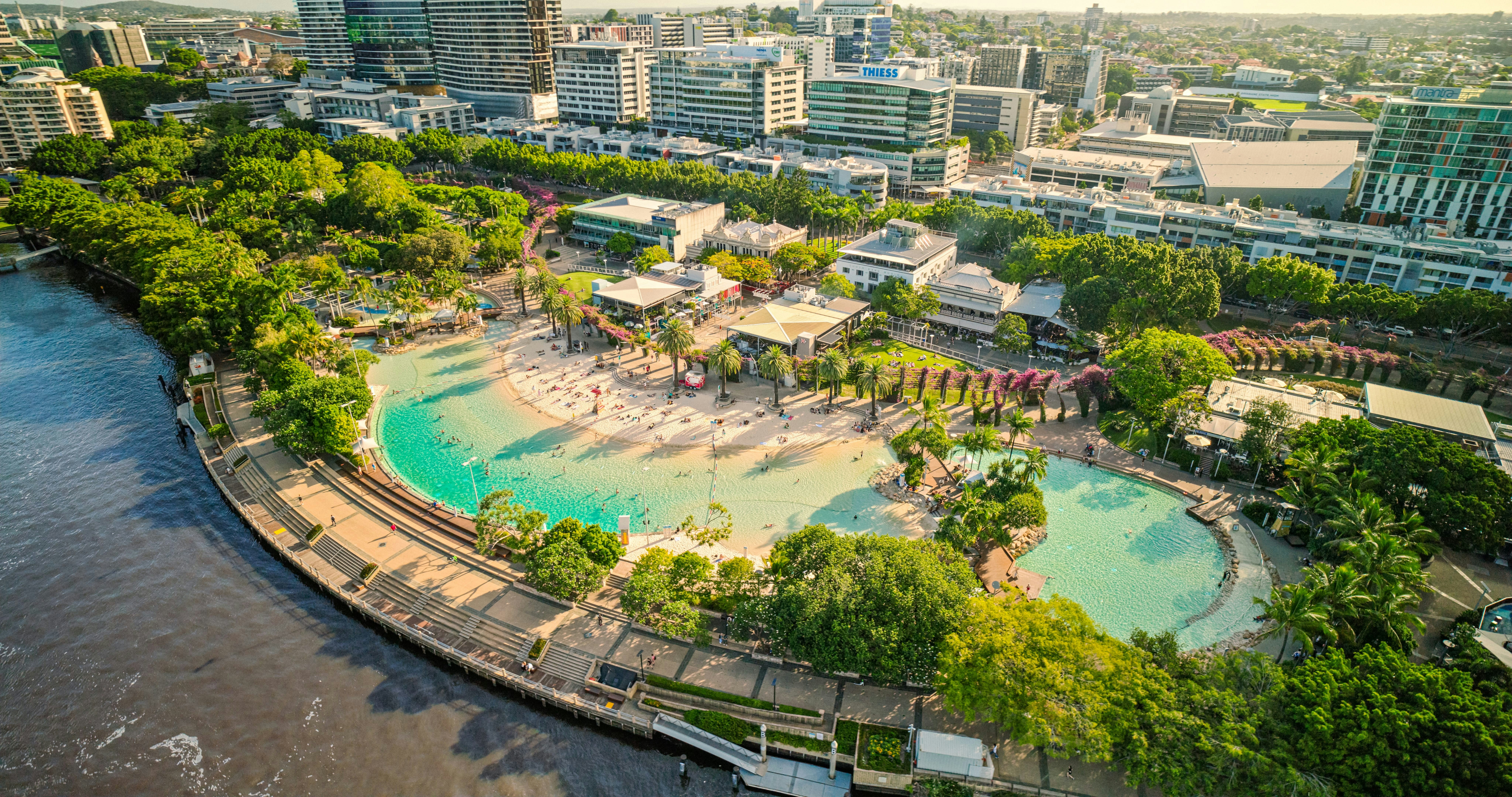 Aerial of lagoon - 相关推荐