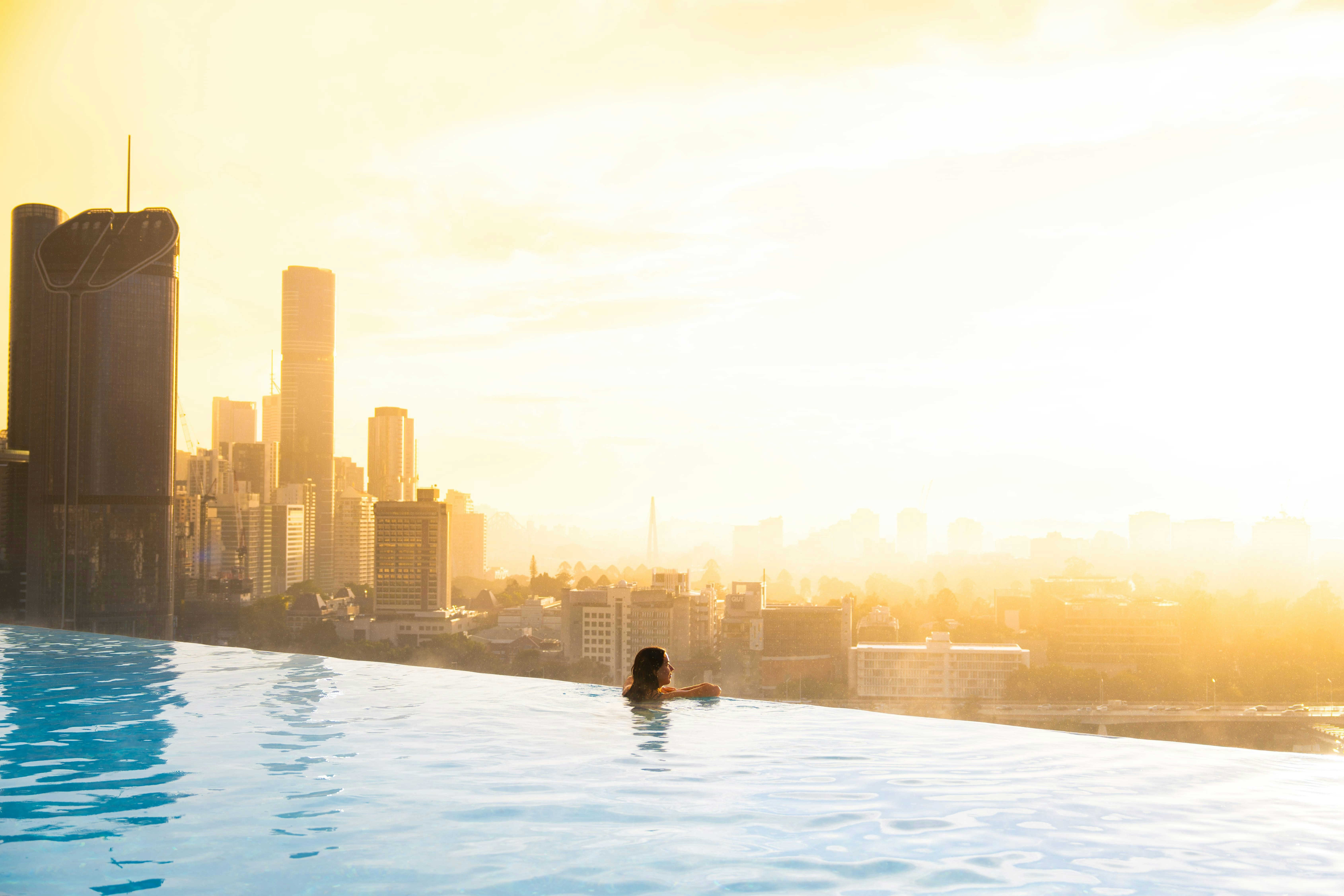 Sky-high Sukhumvit condo with infinity pool in Bangkok