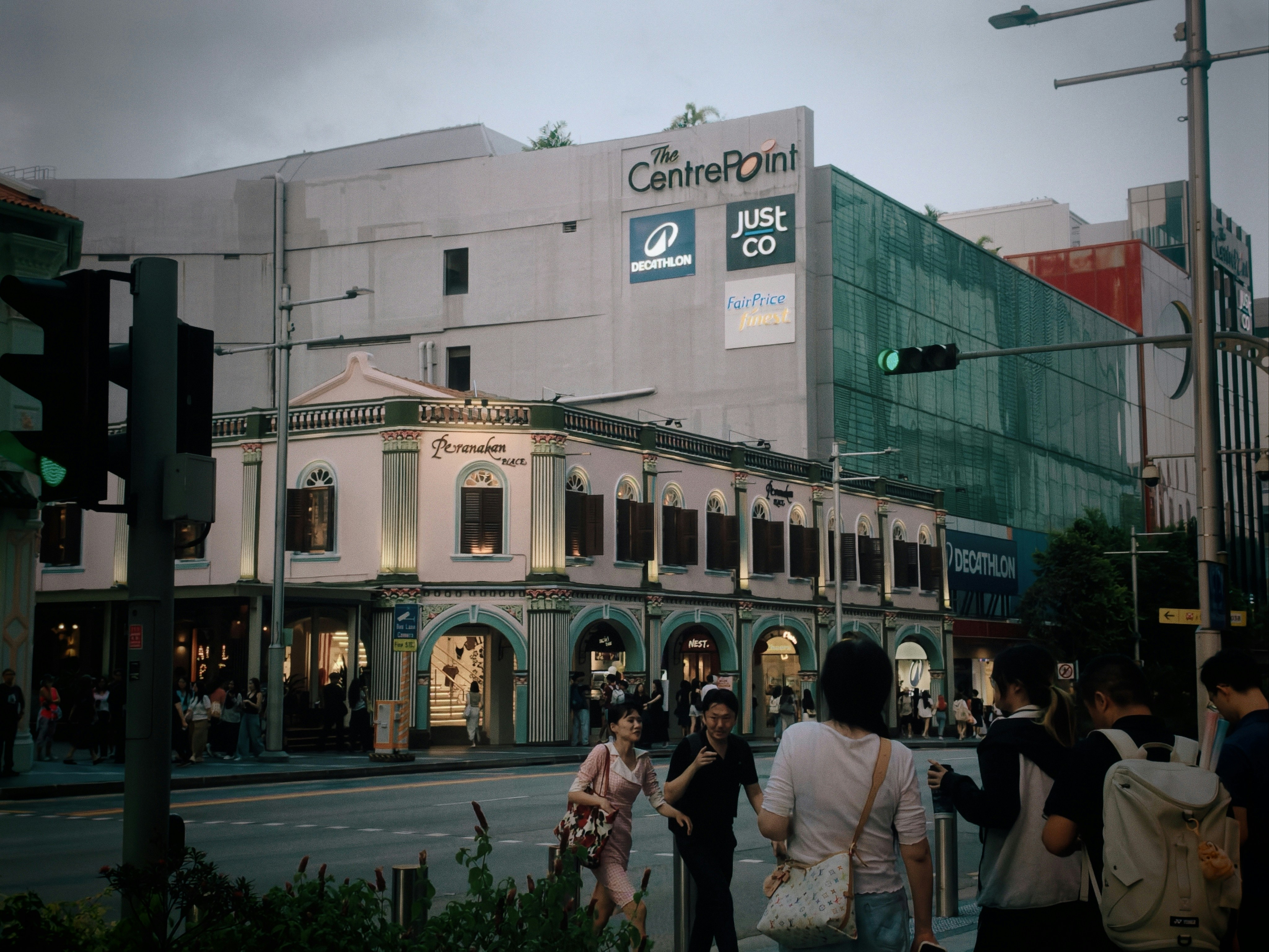 Orchard Road’s Food Basement Scene: The Ultimate B1 Dining Guide