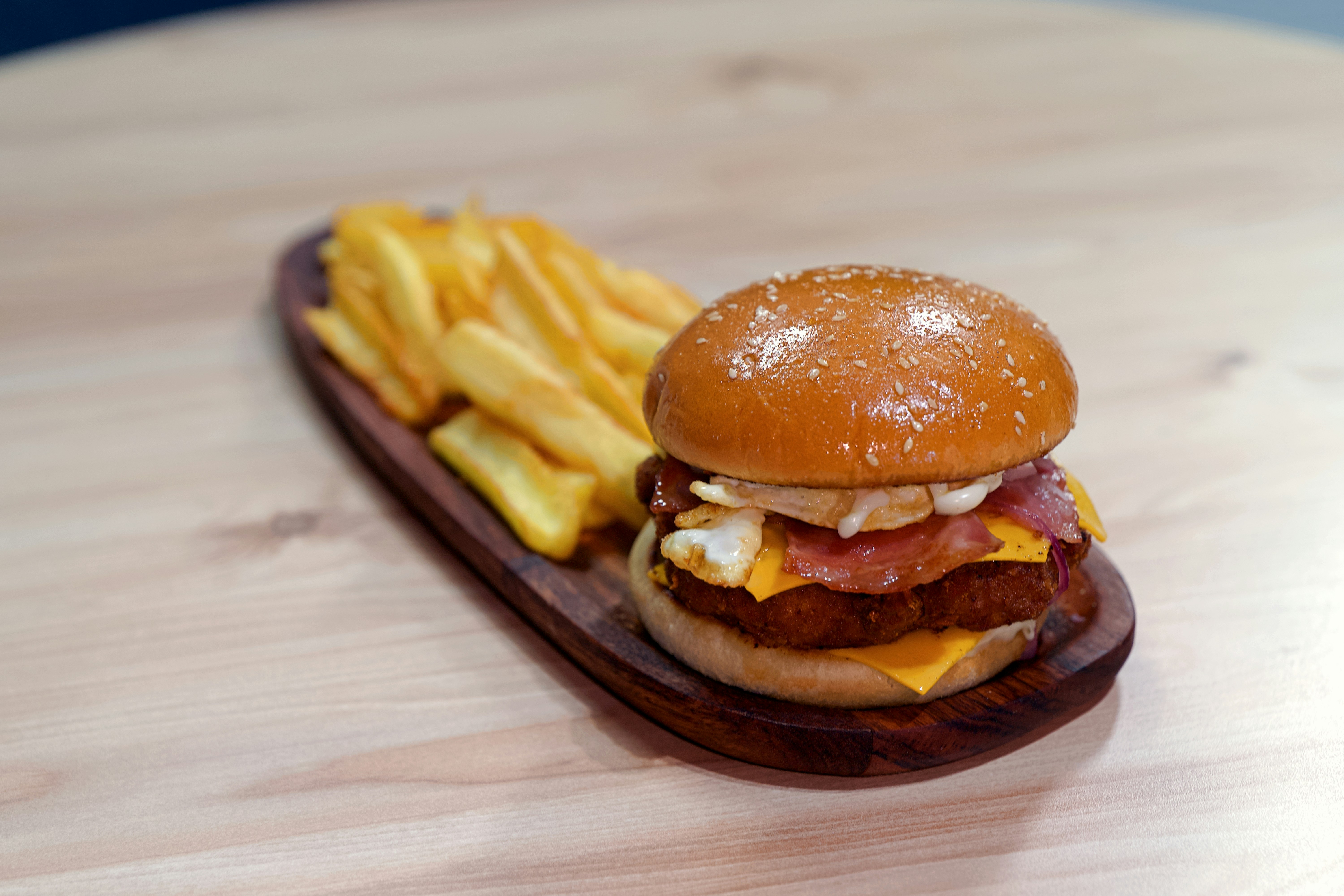 Cheeseburger with bacon and fries