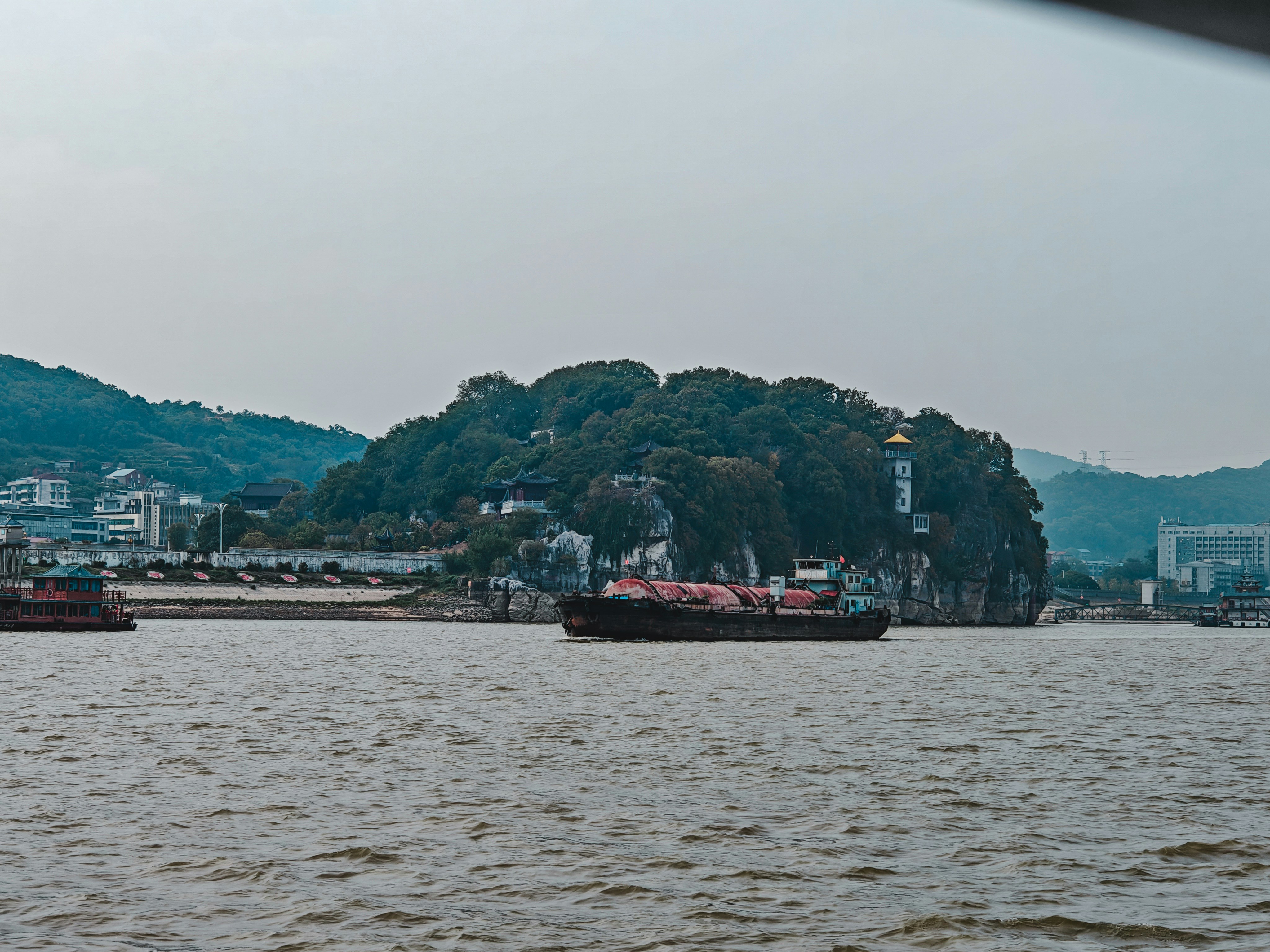 Île Barbe — Lyon 9e
