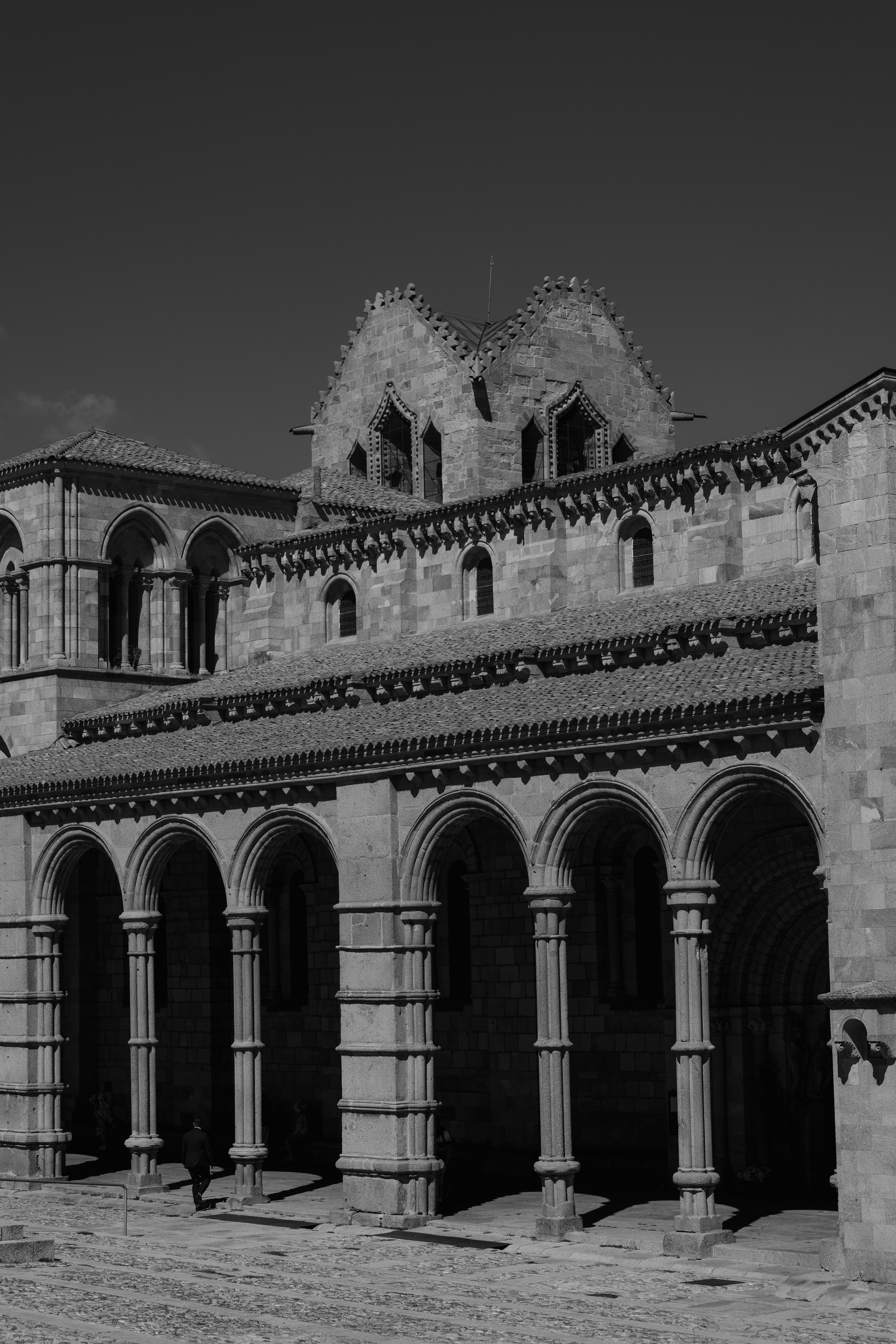 Romanische Steinkirche in Ávila - Kostenloses Foto auf Unsplash