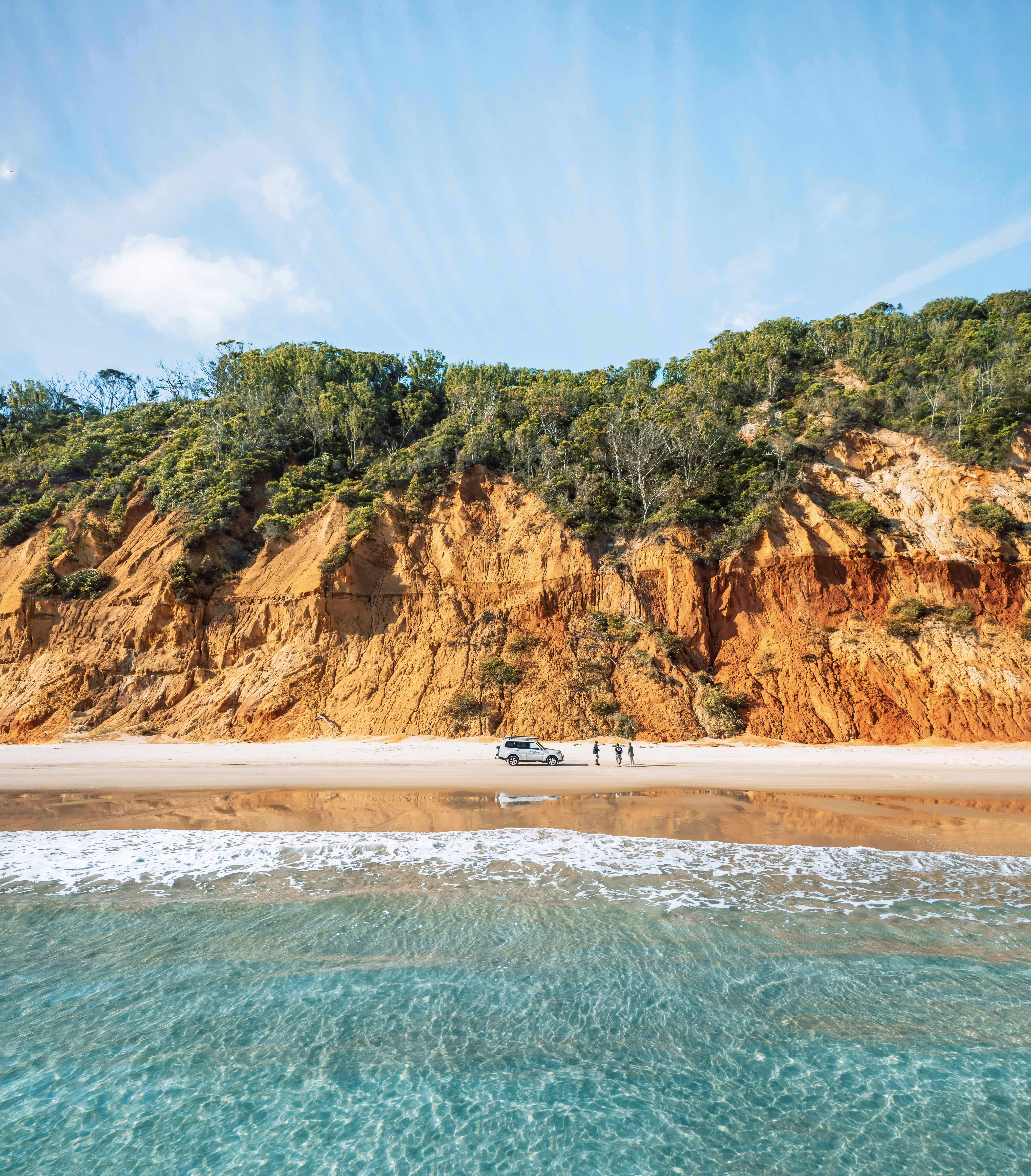 Guided 4WD tour along the beach. Location: Rainbow Beach, Great Beach Drive, Sunshine Coast.