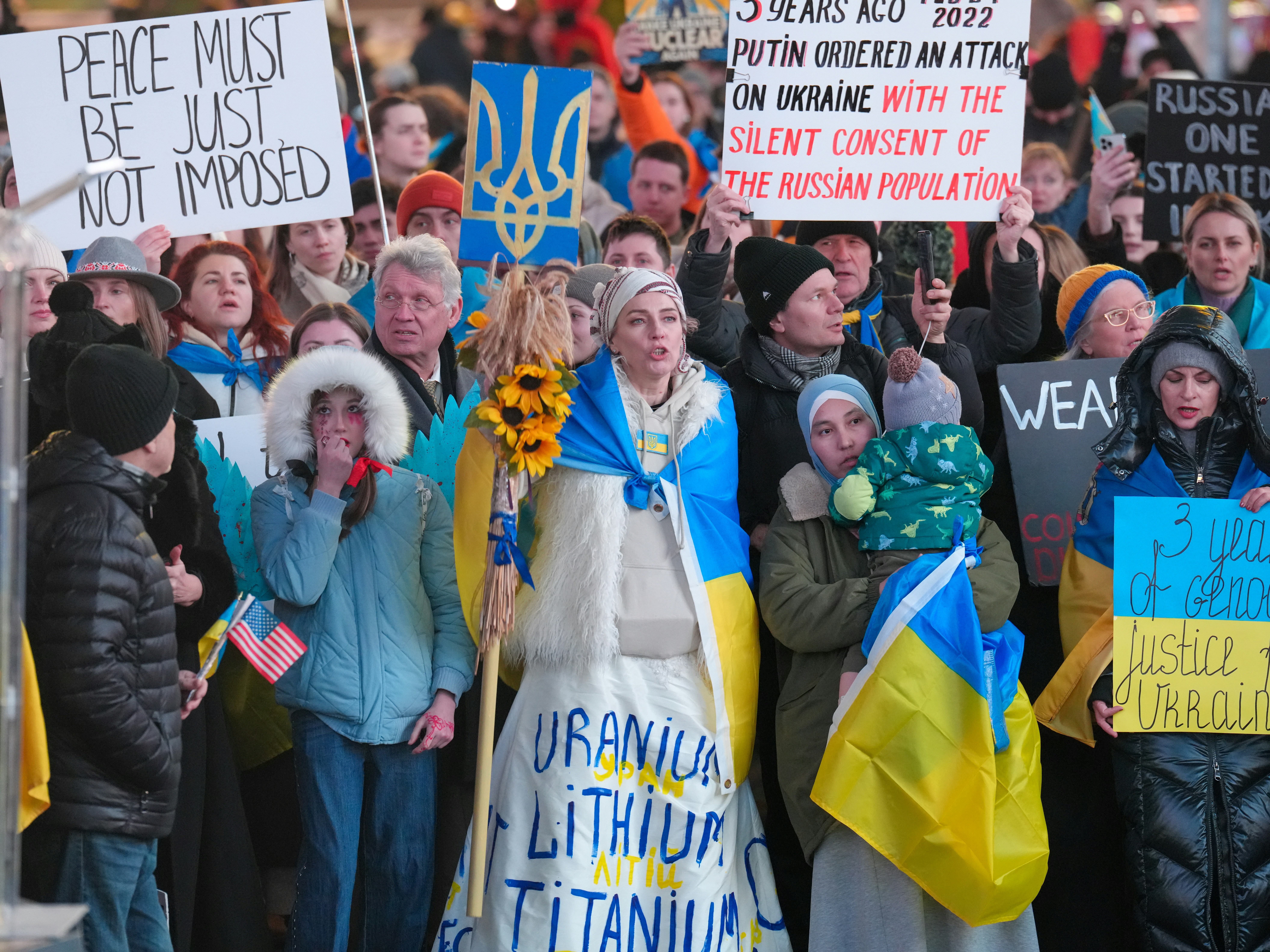 U.S. May Have Withheld Warnings to Ukraine on Deadly Kyiv Strikes