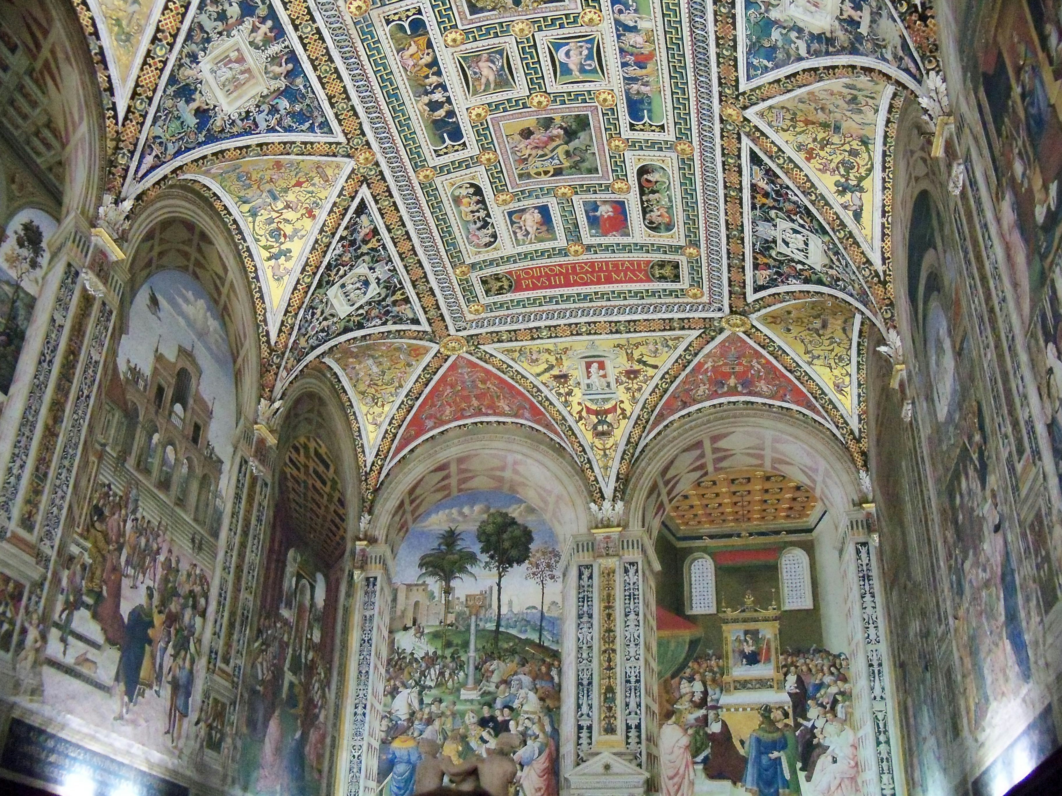 Frescoes in Piccolomini Library Siena - Free Photo on Unsplash