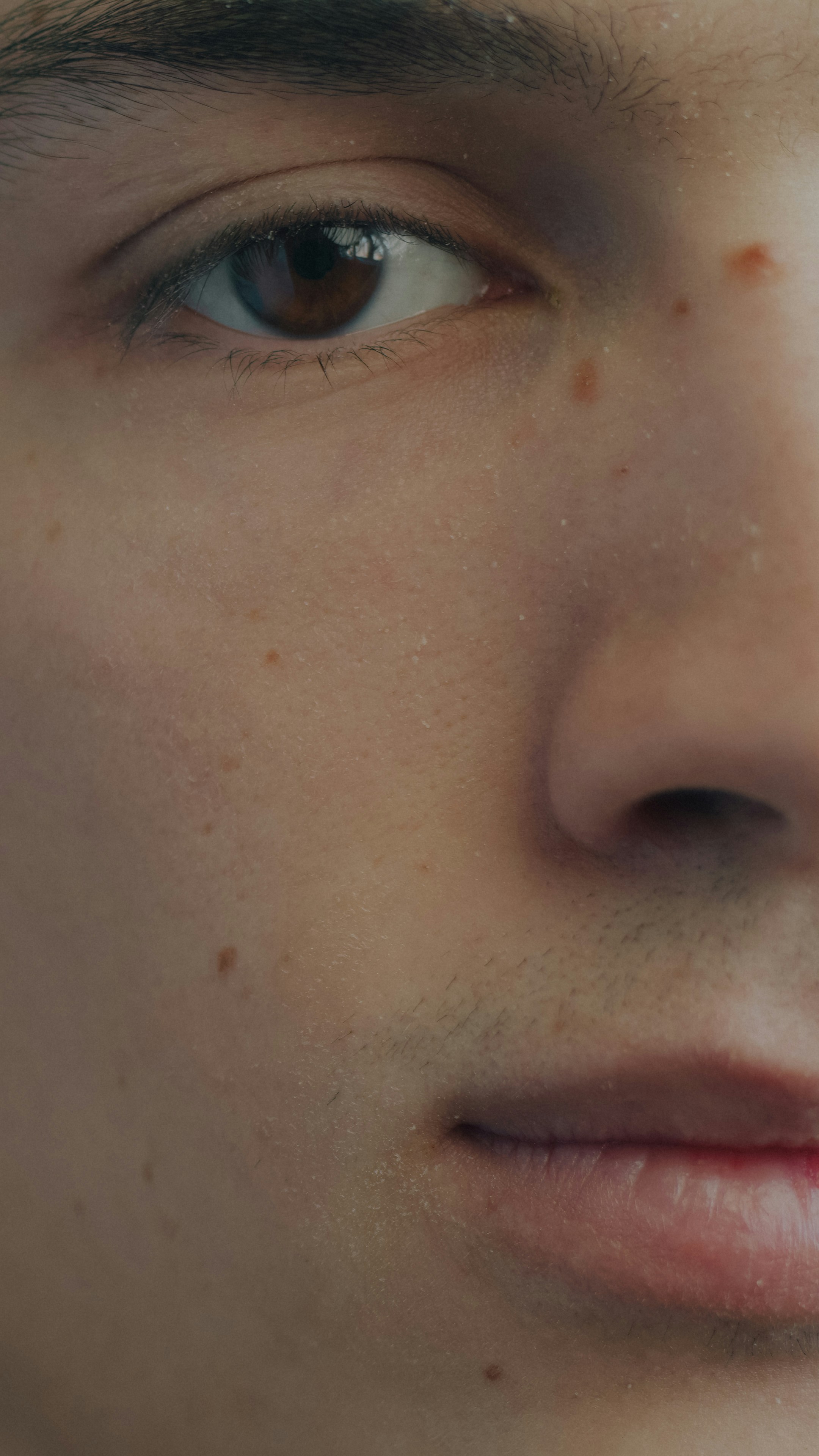 Close-Up Person Brown Wallpaper