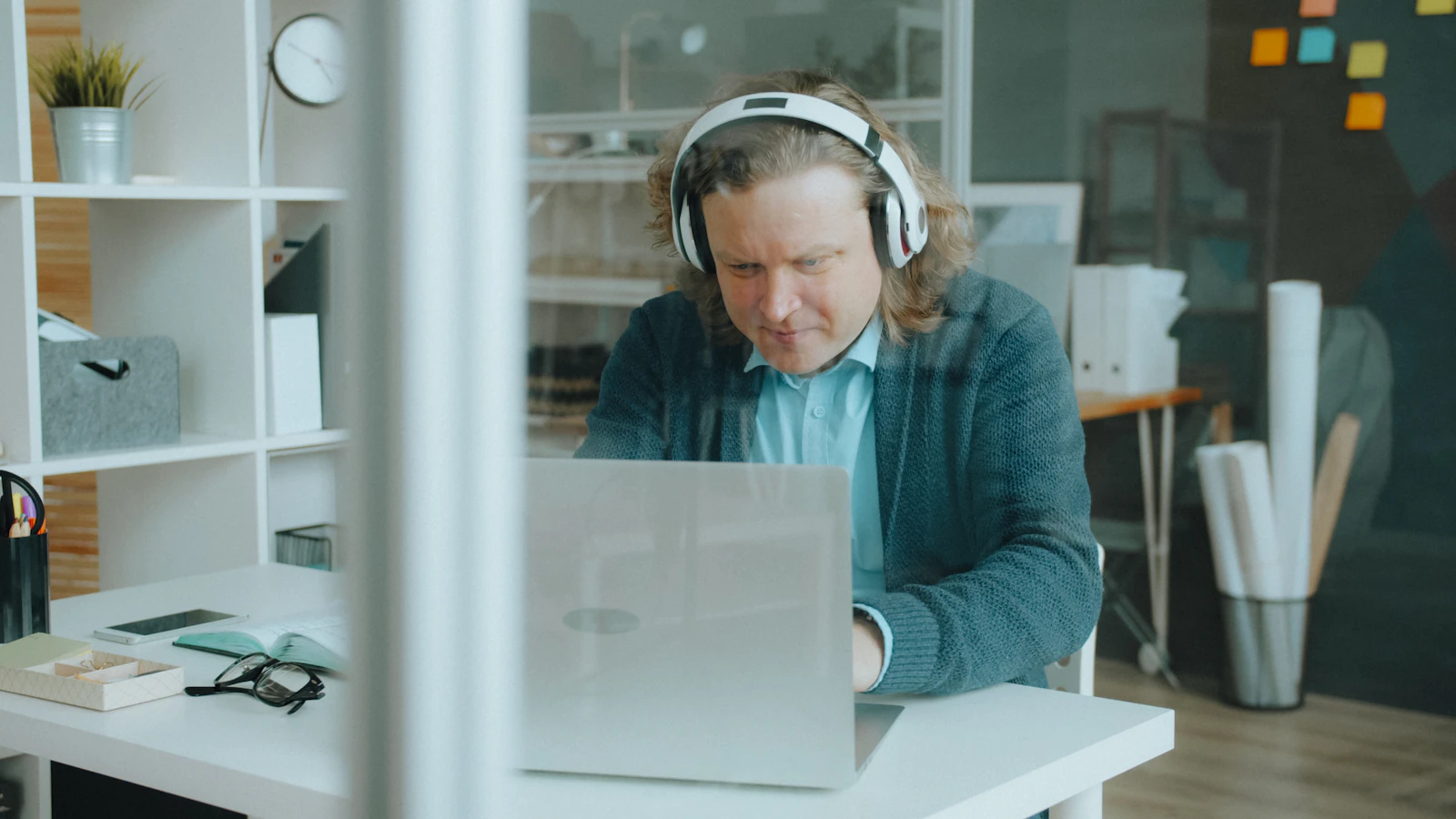 How to Stop Losing Calls During Busy Season: The AI Playbook for Home Service Contractors