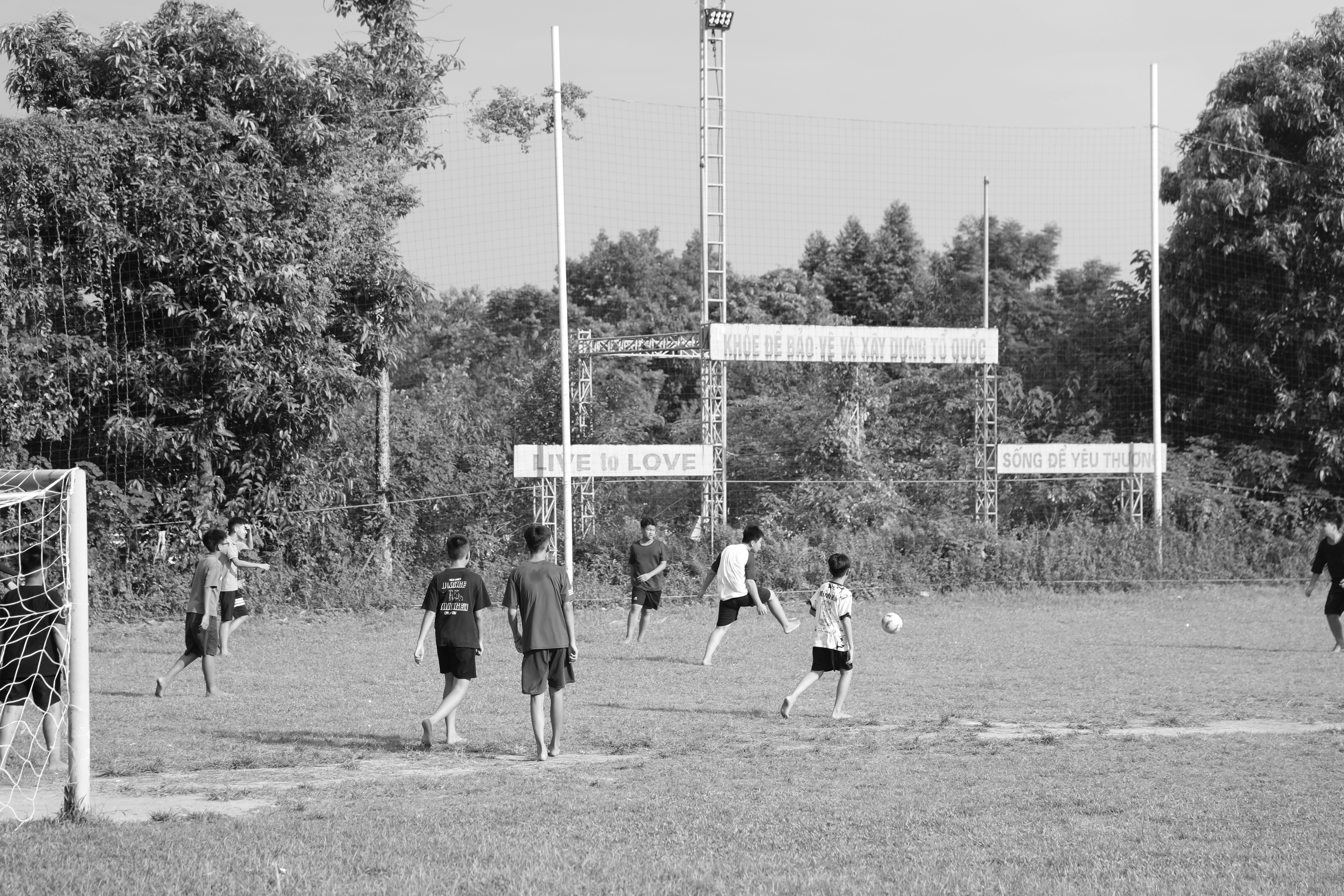 How Community Sports Create Belonging Across Generations: A Cross-Cultural Examination