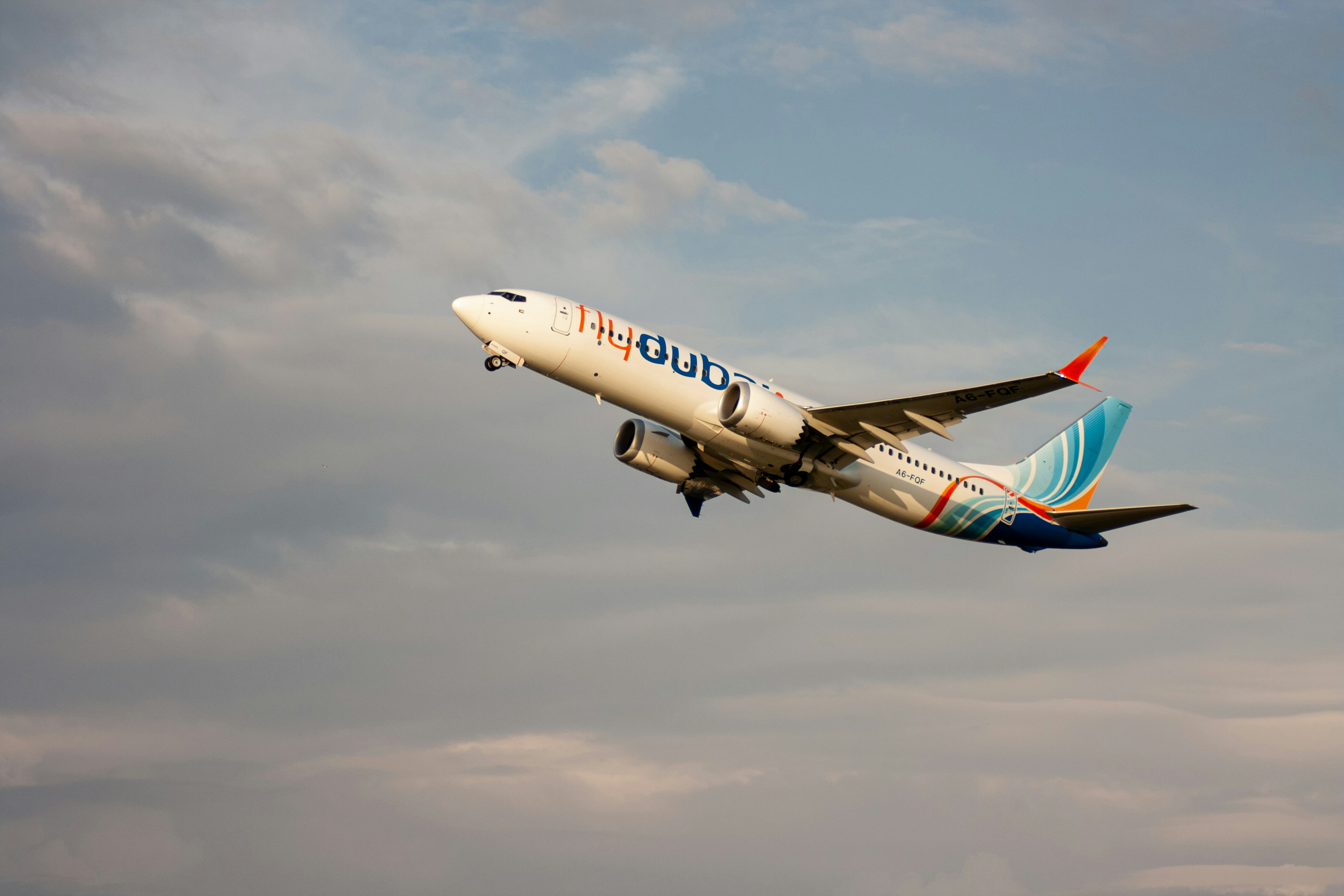 Emiratos Árabes advierte que la lucha contra el terrorismo continúa tras el ataque en el vuelo de Flydubai