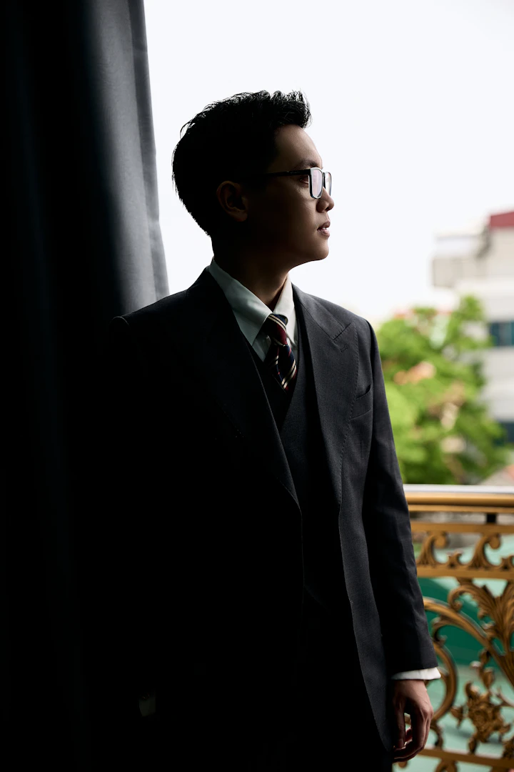 Morning suit, three-piece (40R)