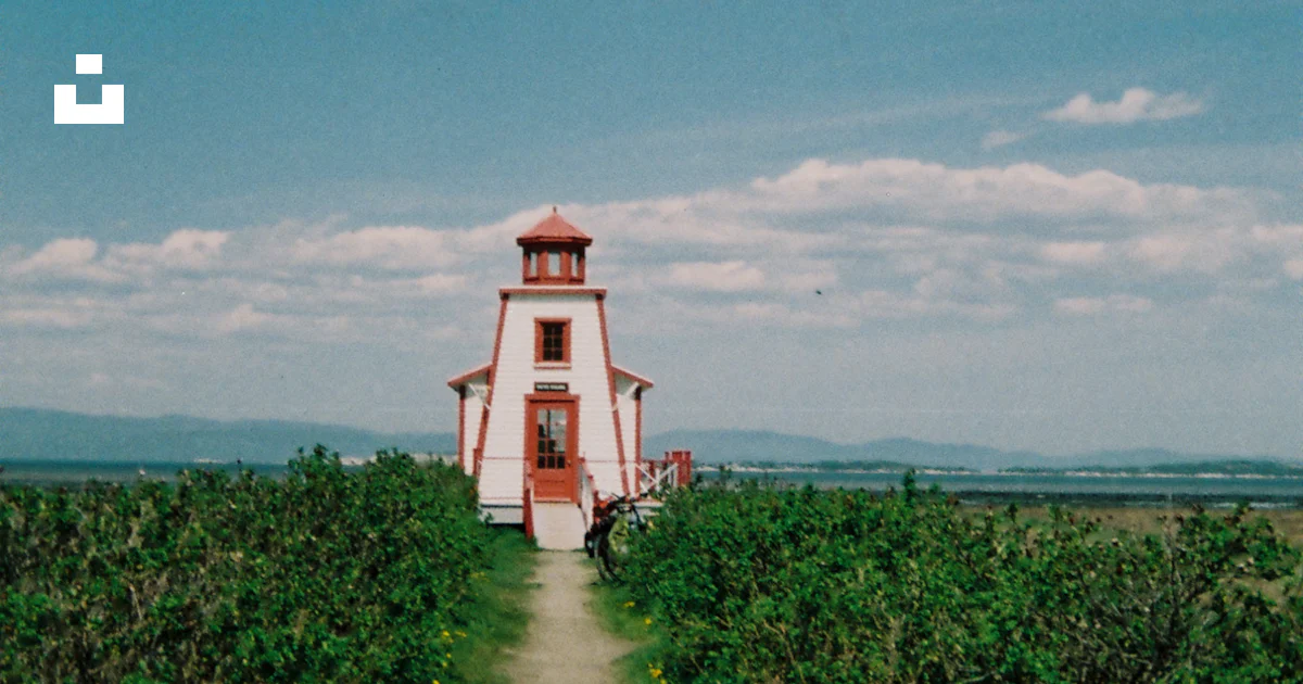 Icon Lighthouse Lighthouse at end of green path - Free Photo on Unsplash