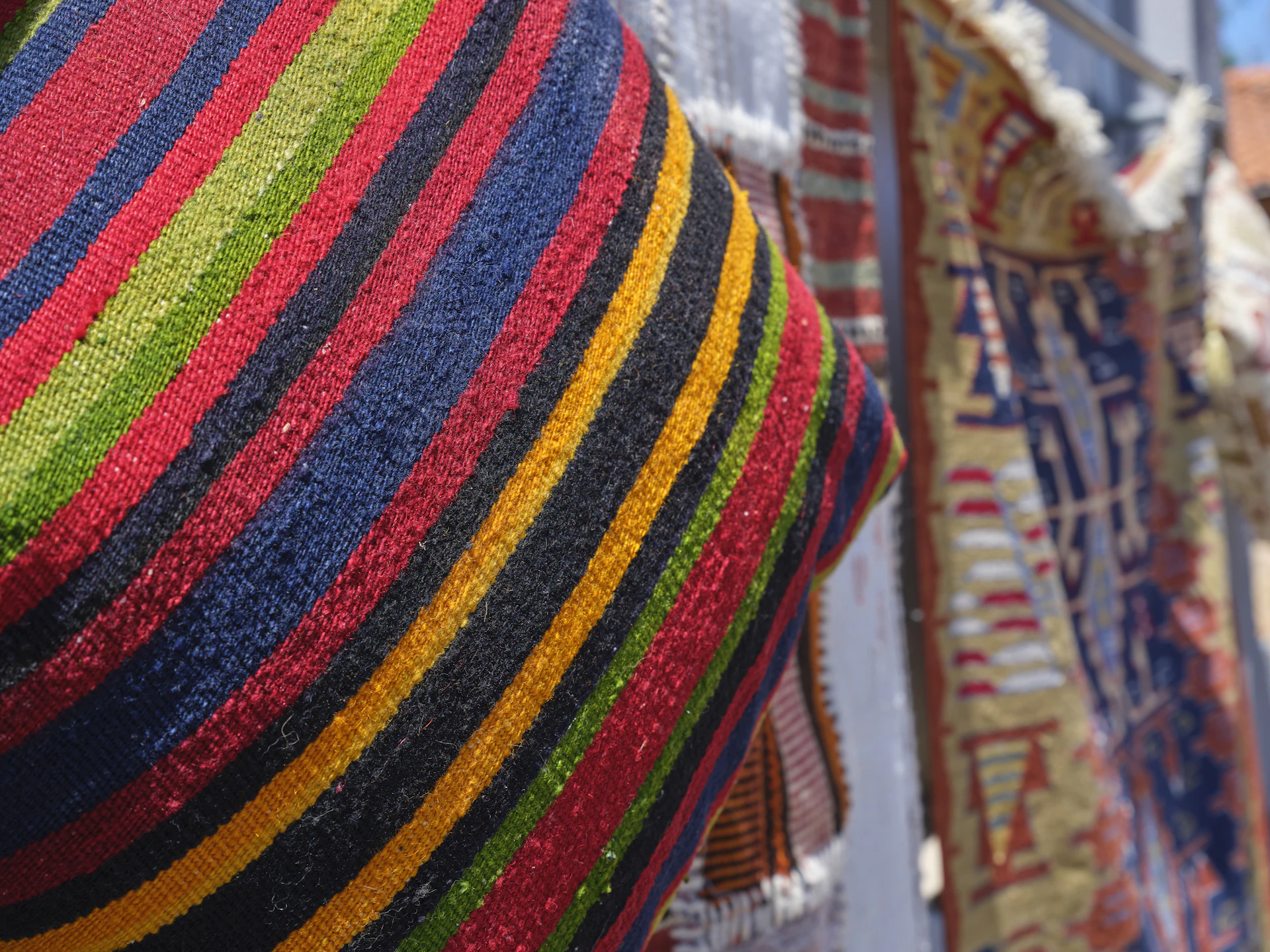 Dumbara stripe cushion cover