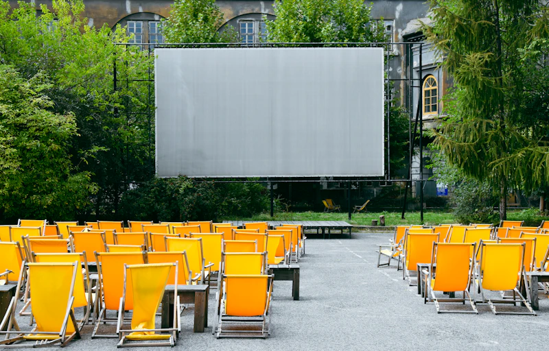 100-inch projector screen with stand
