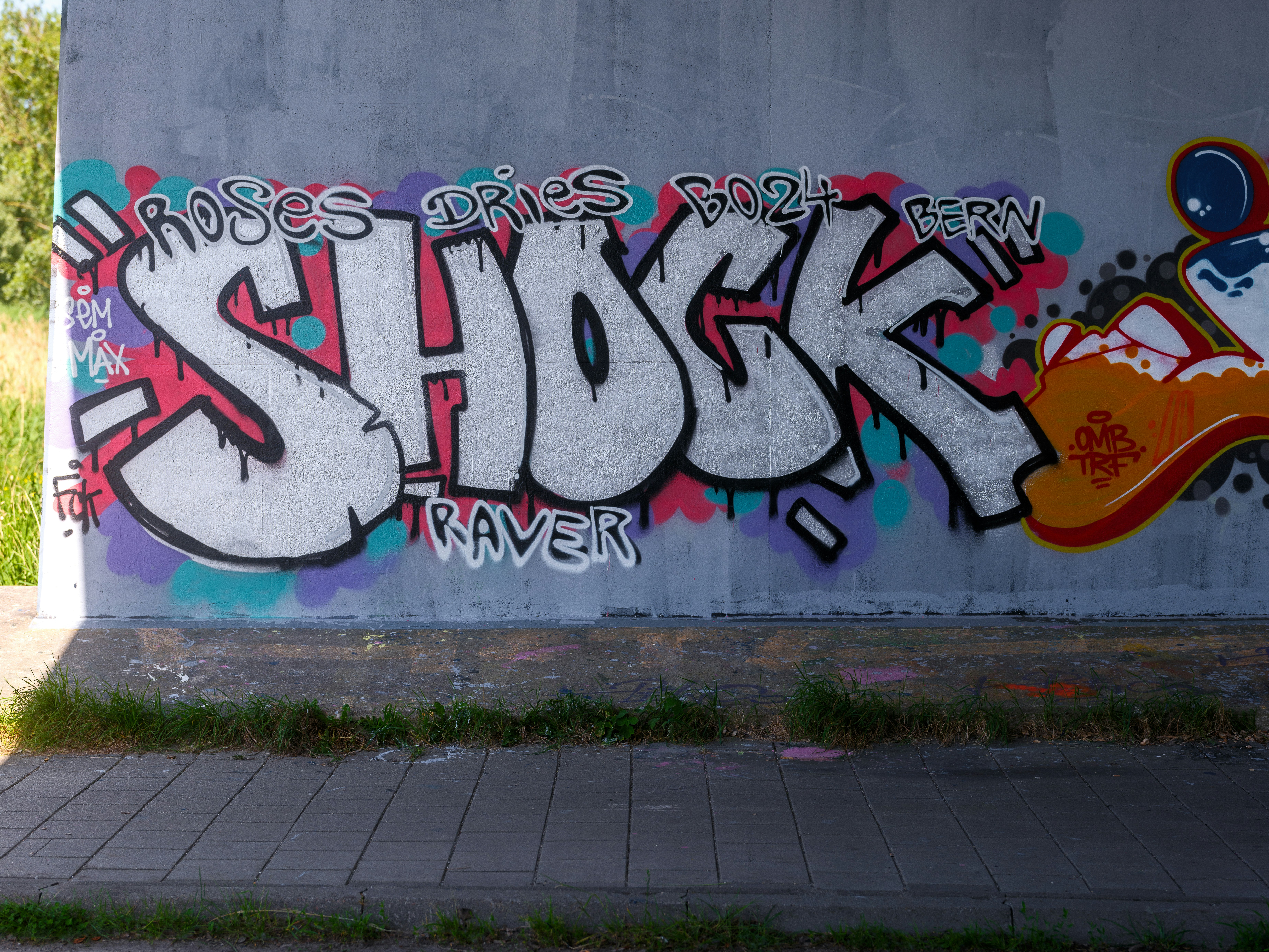 Amsterdam graffiti art schellingwouderbrug