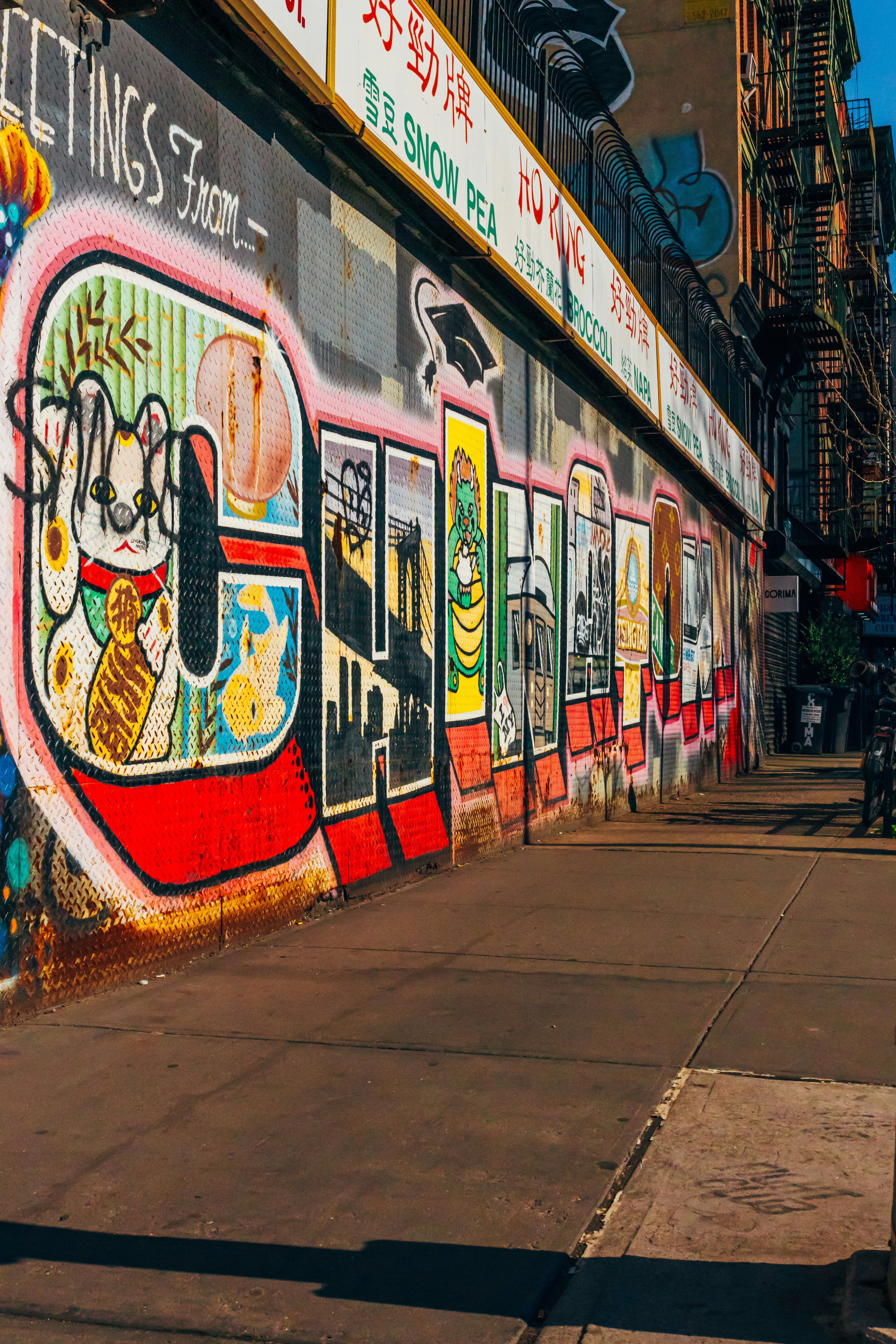 Colorful mural in Chinatown - Free Photo on Unsplash