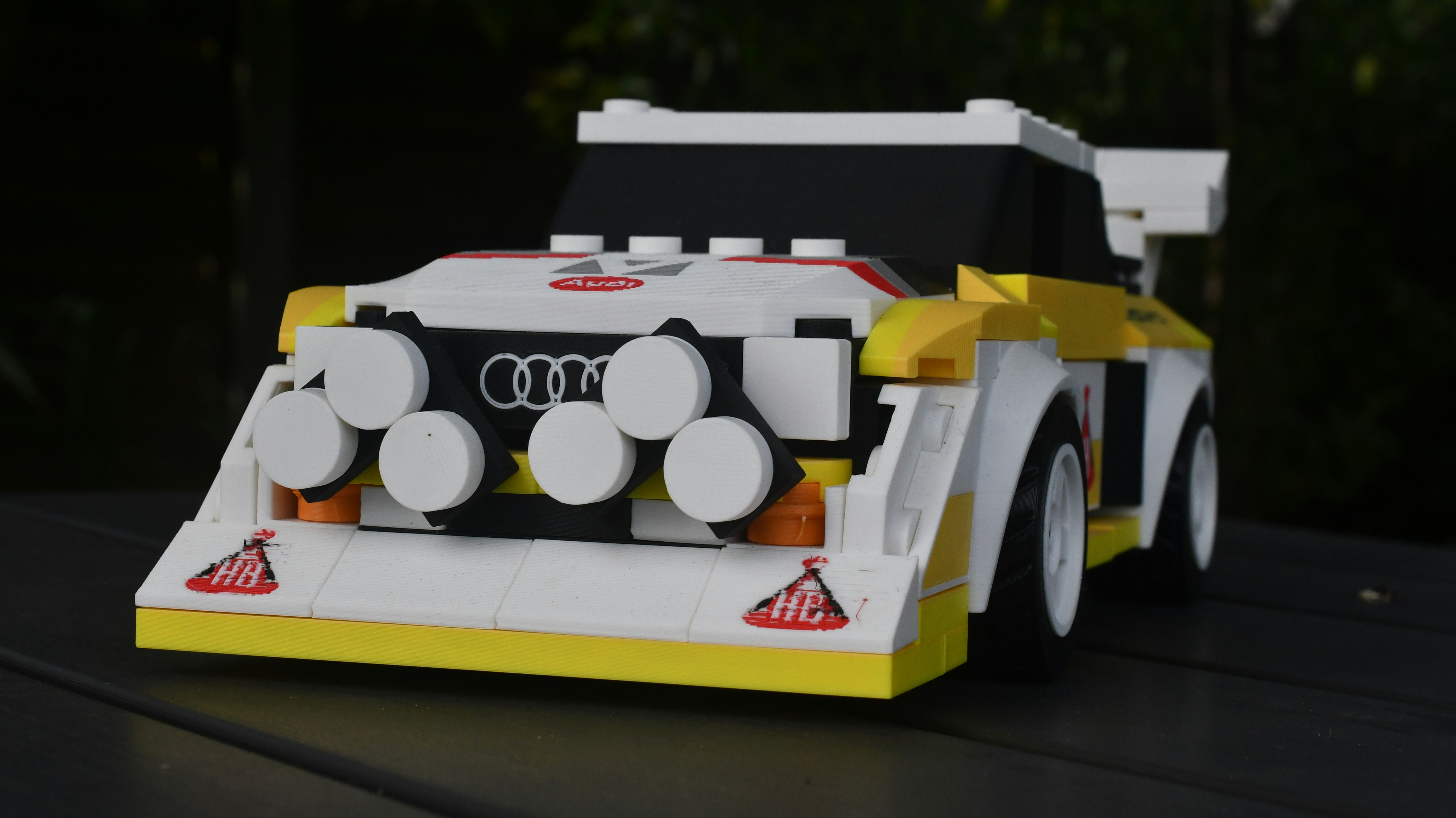 Toy rally car made of blocks - Free Photo on Unsplash