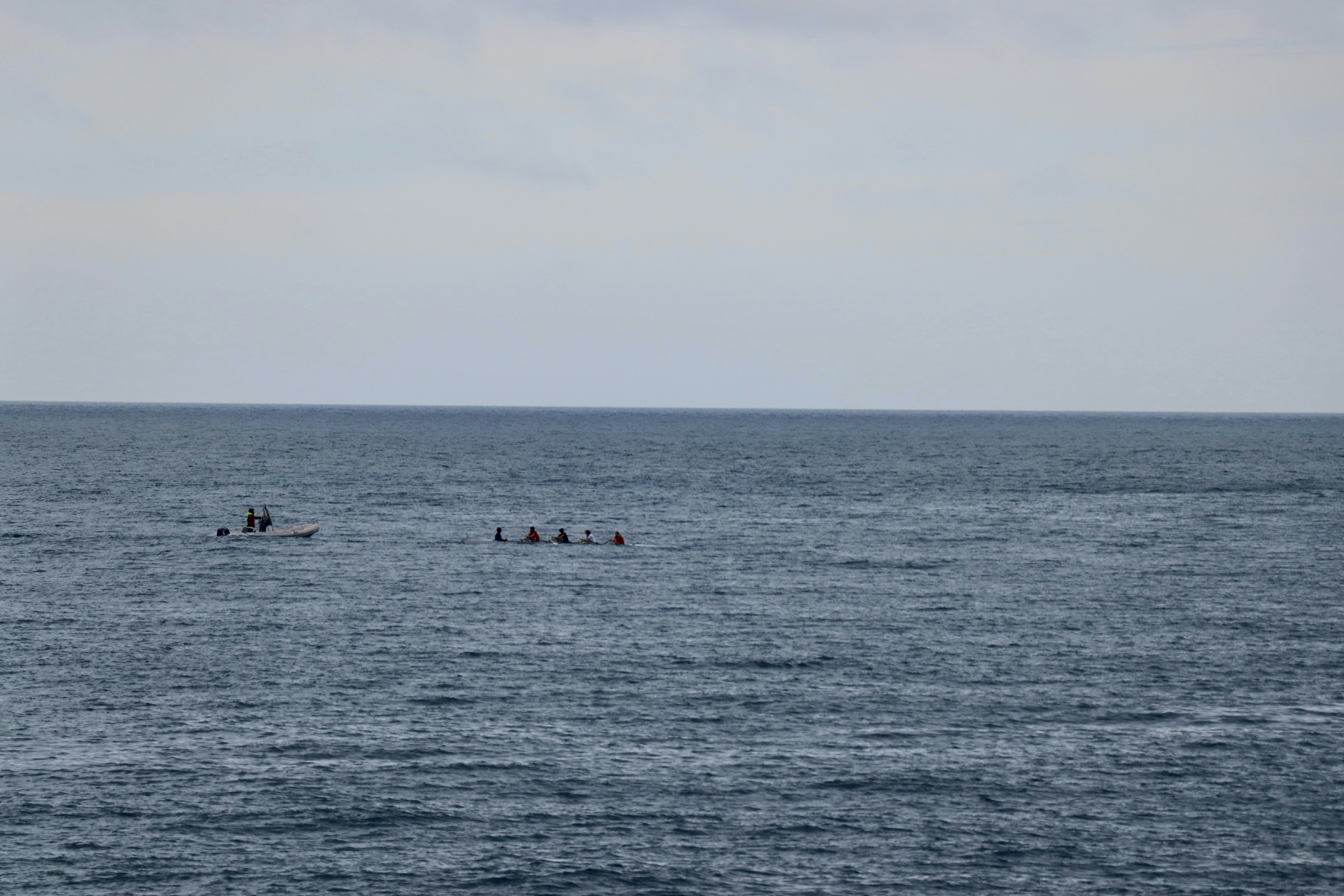 Rowing boat on open ocean - Free Photo on Unsplash