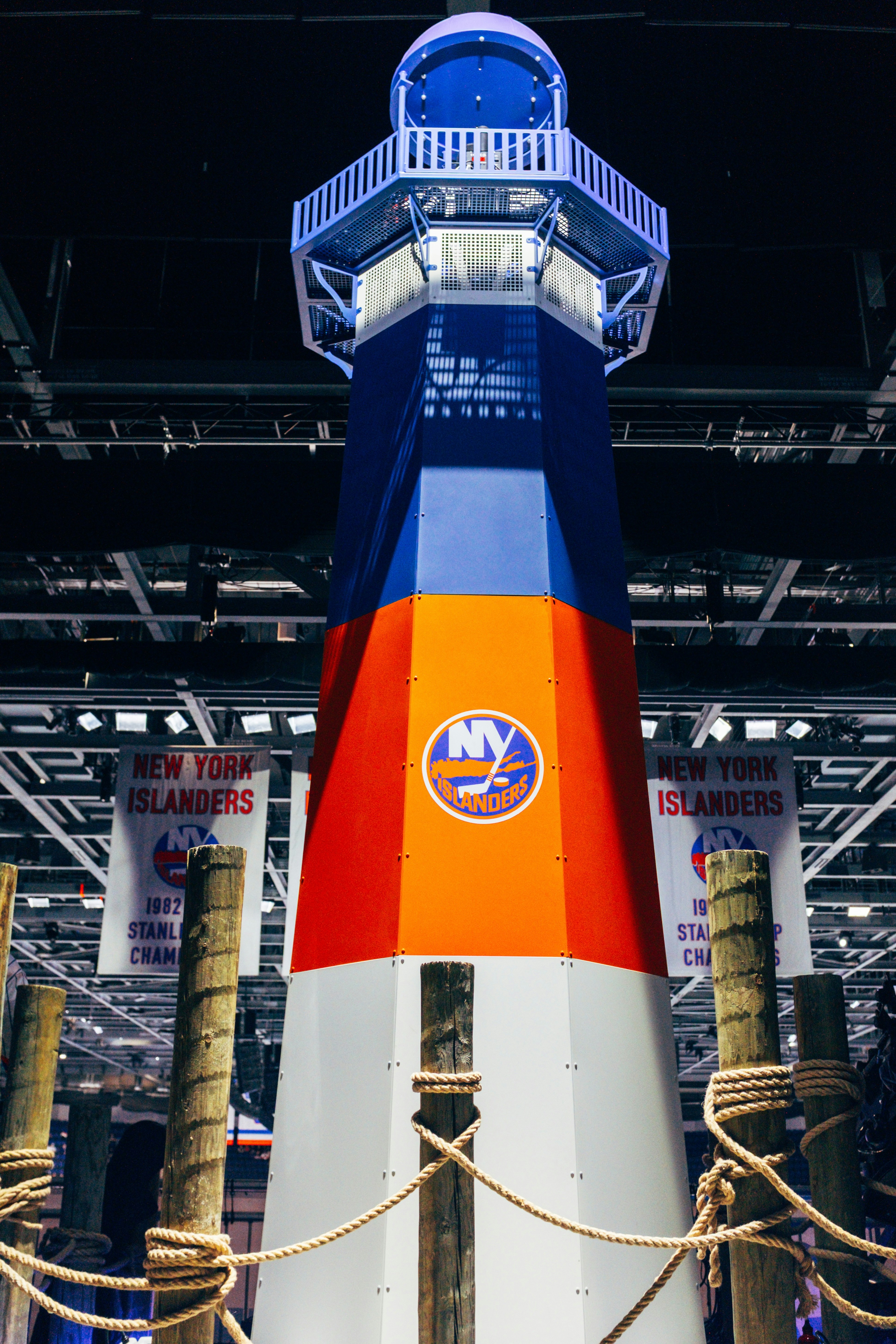 Lighthouse with New York Islanders logo - Free Photo on Unsplash