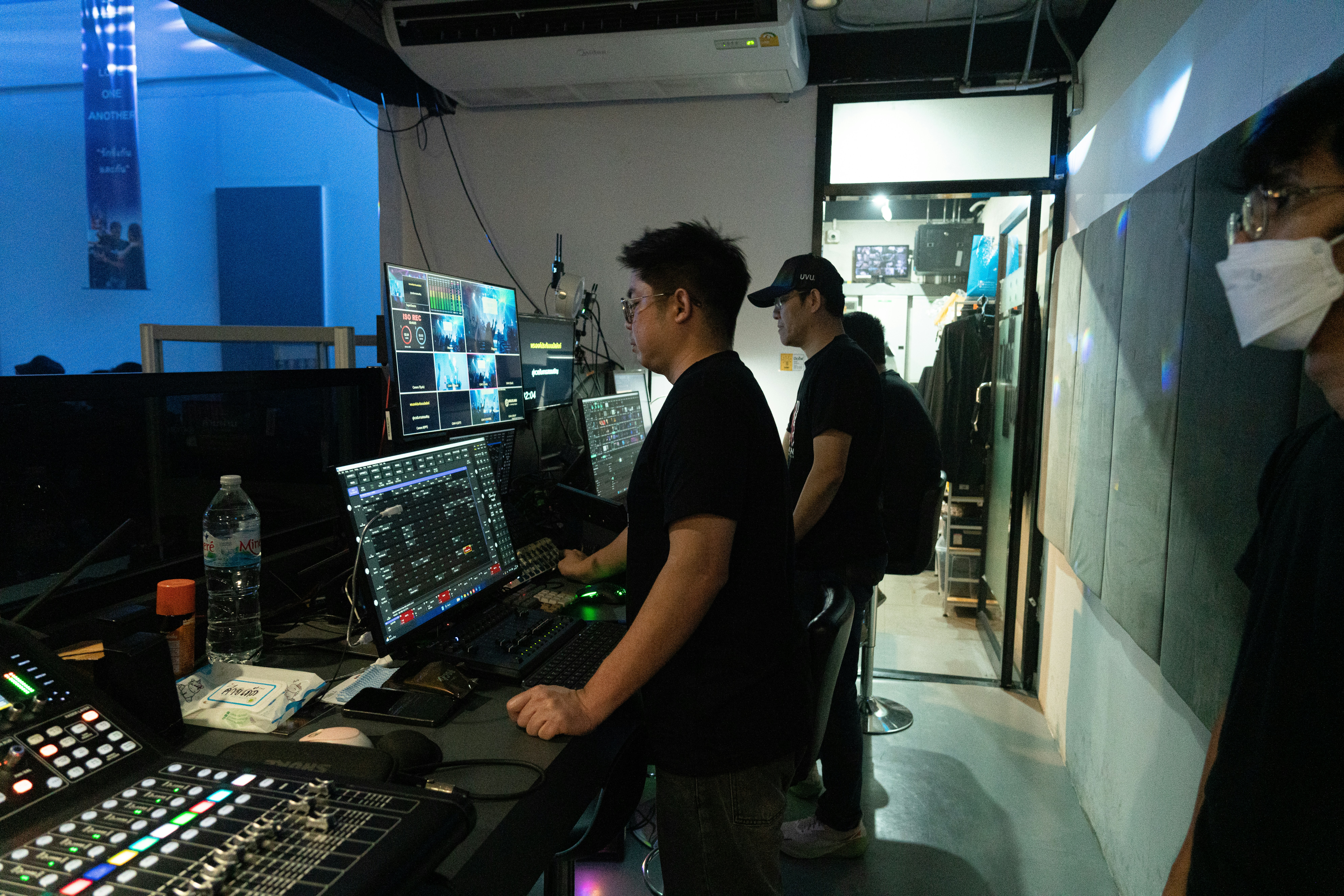 Lights On, Nobody Sleeping: How Our Studio Actually Runs a Live Stream