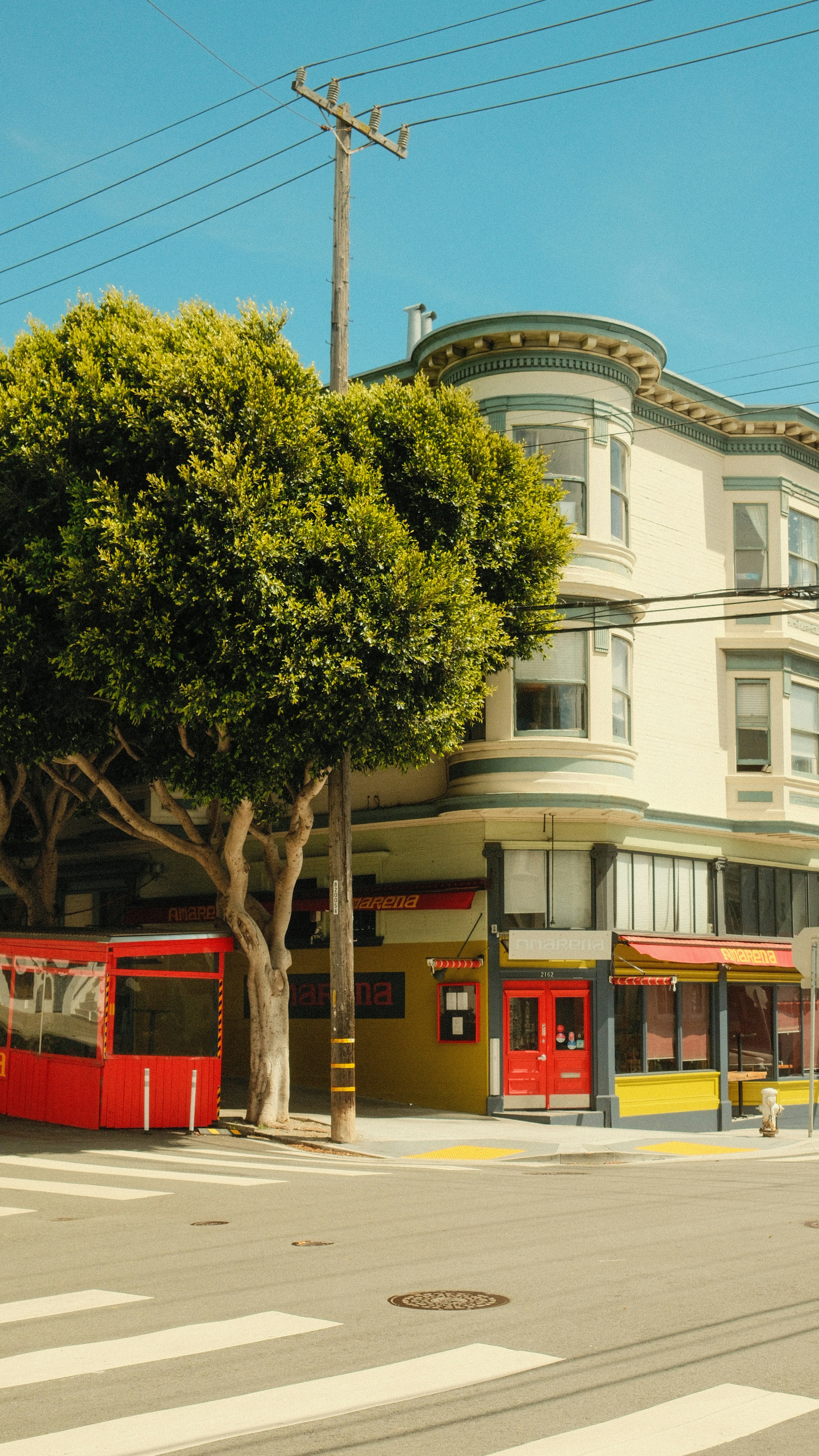 Corner building in San Francisco - Free Photo on Unsplash