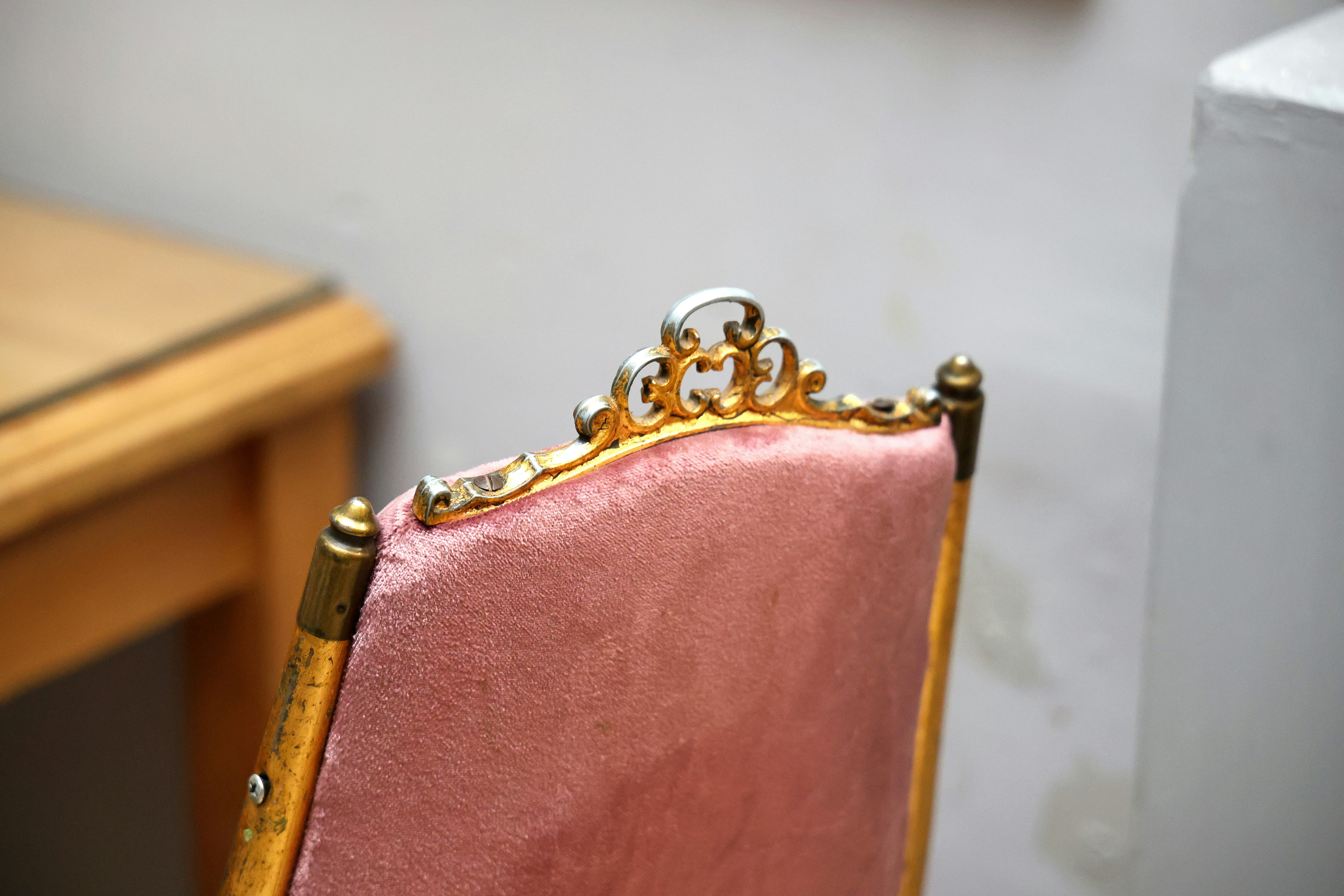 Gently drying a clean engagement ring with a microfiber cloth