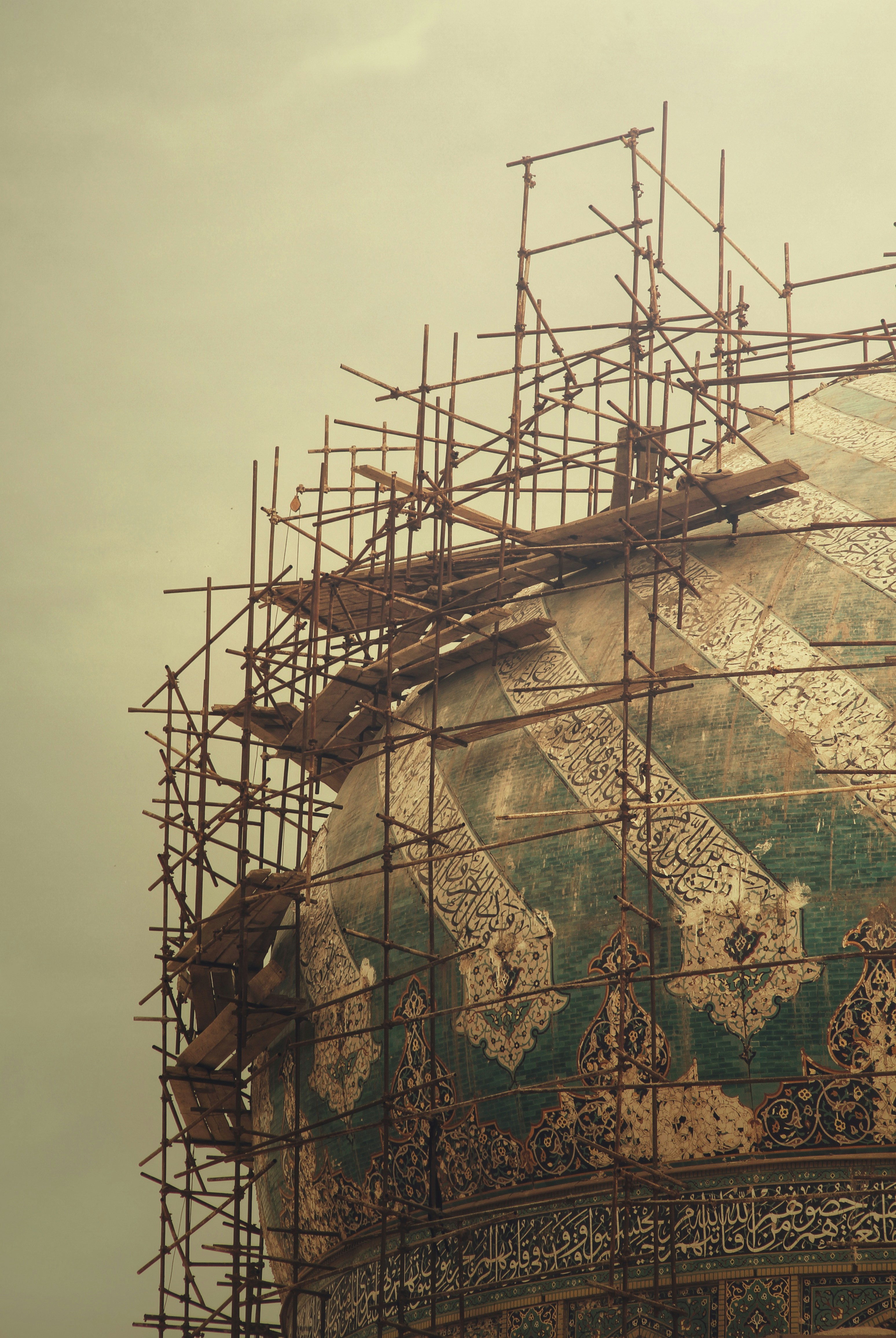 Tiled dome under construction with scaffolding - Free Photo on Unsplash