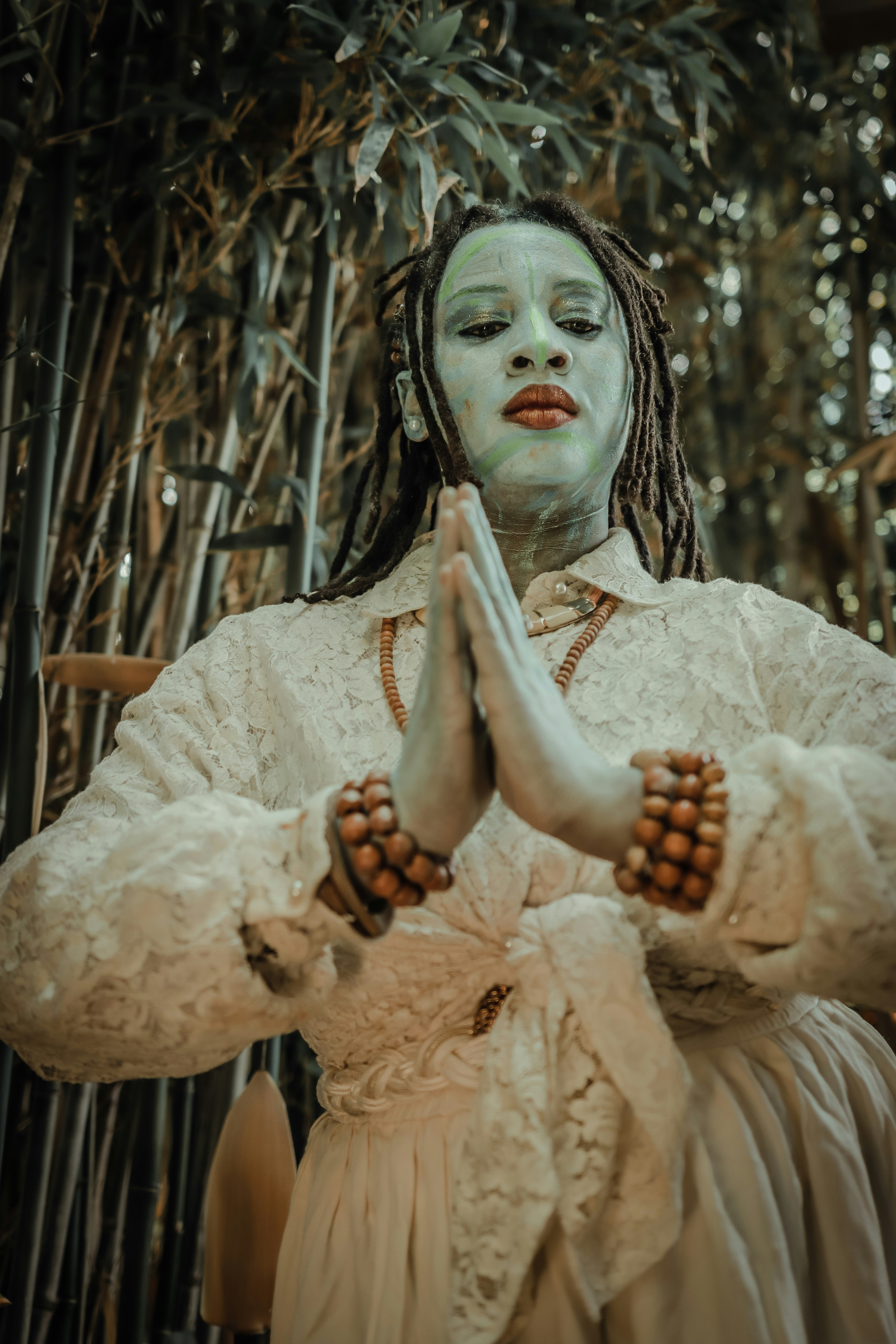 Person with green face paint - Free Photo on Unsplash