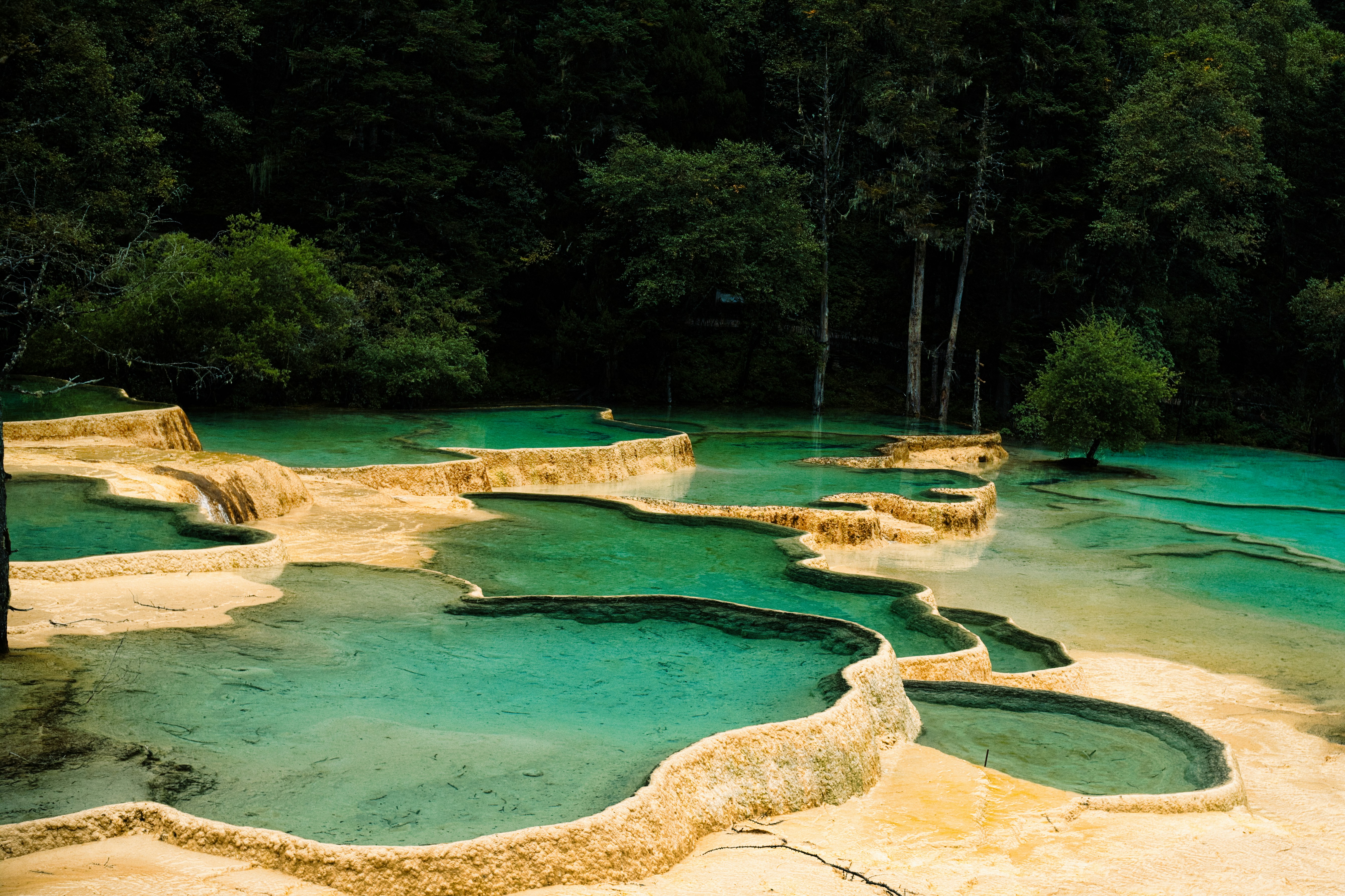 Turquoise pools on travertine terraces - Free Photo on Unsplash