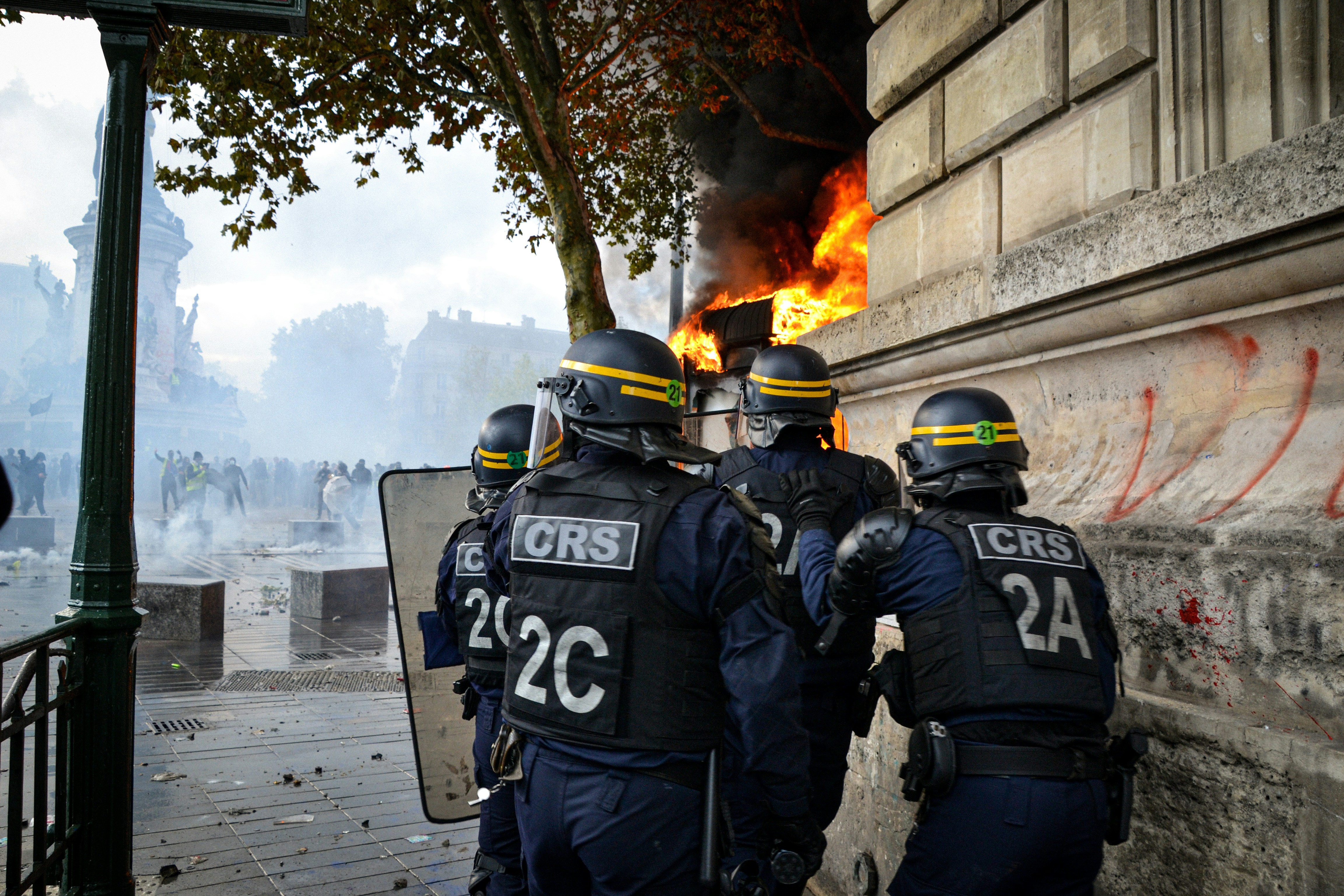 Imagen de archivo de distrubios en París. Foto: Pierre-Louis Mièze / Unsplash