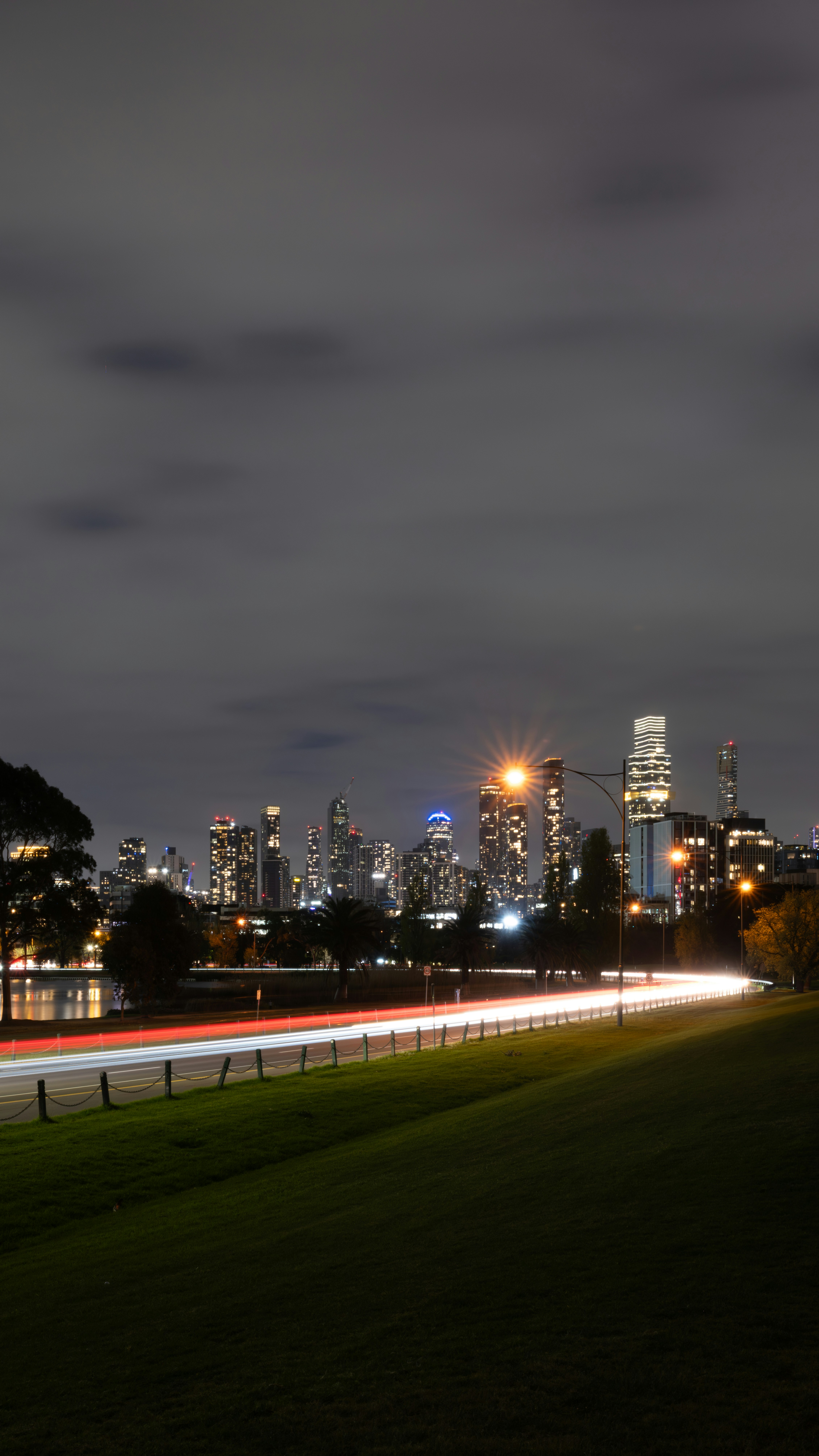 City skyline with traffic light trails - Free Photo on Unsplash