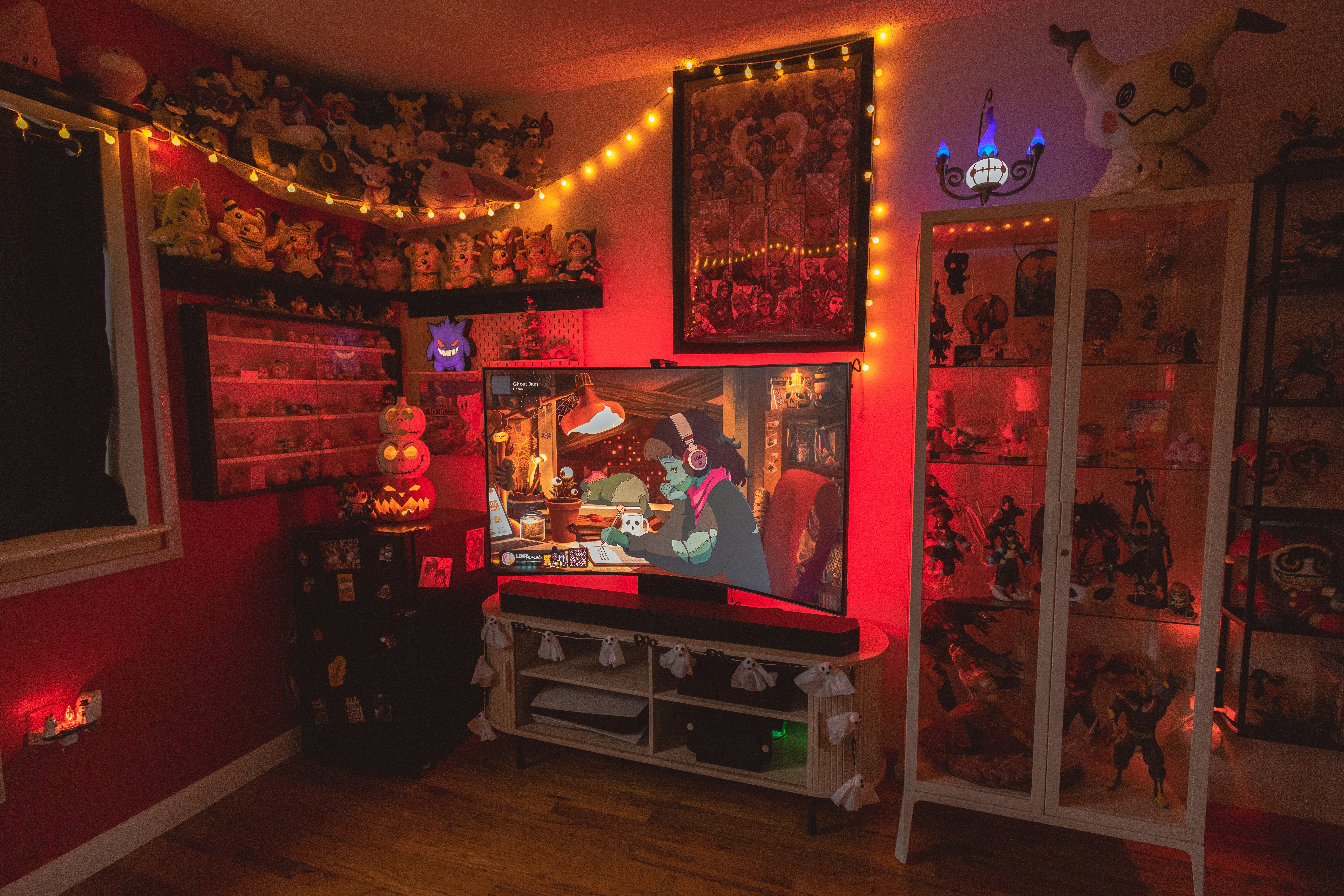 Cozy room with anime figures - Free Photo on Unsplash
