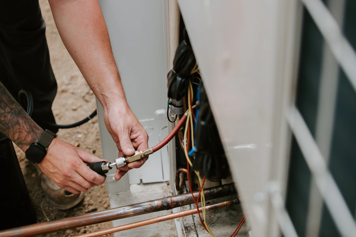 Cooling diagnostics, refrigerant checks and airflow balancing.