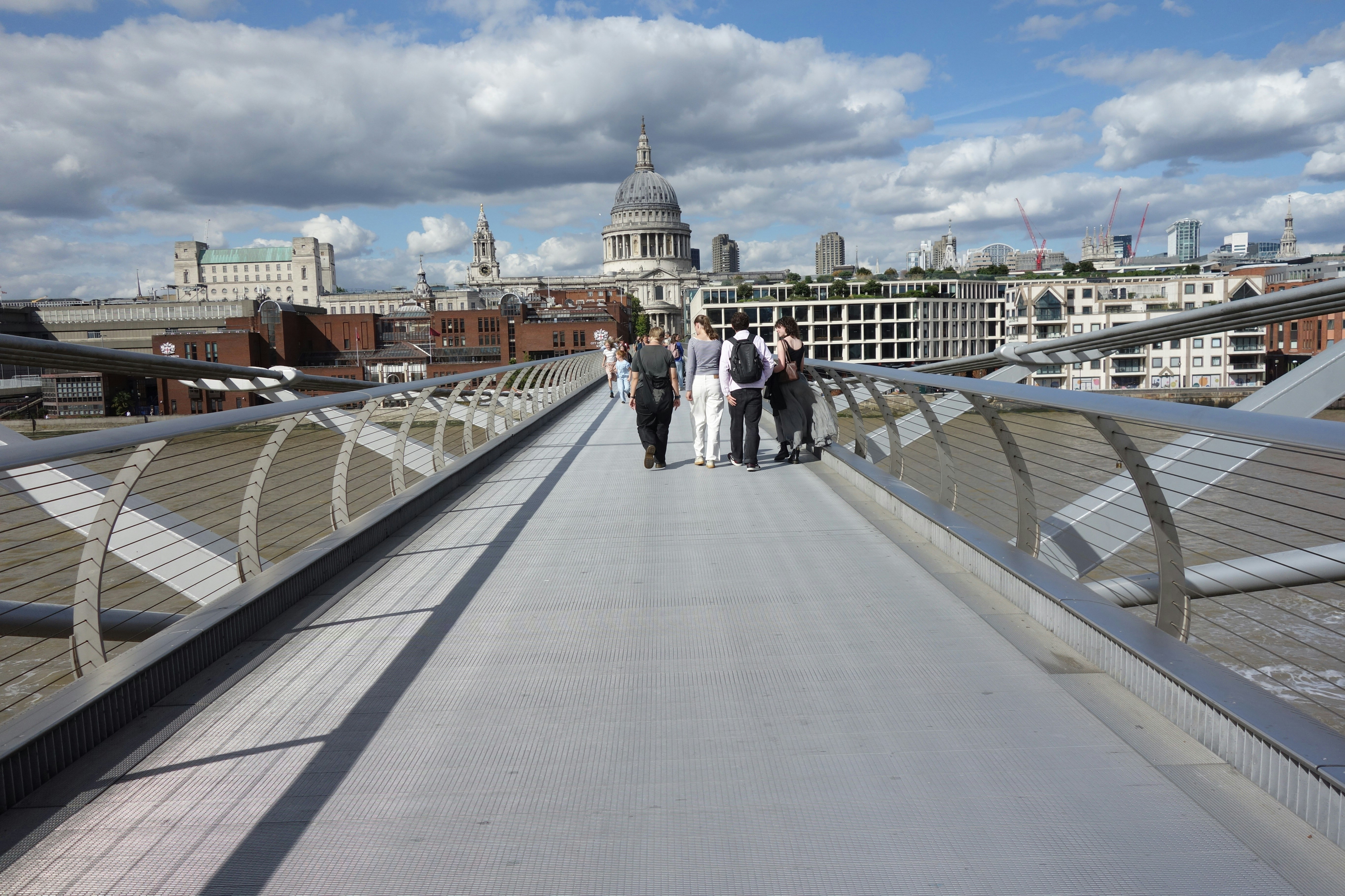 People on Millennium Bridge in London - Free Photo on Unsplash
