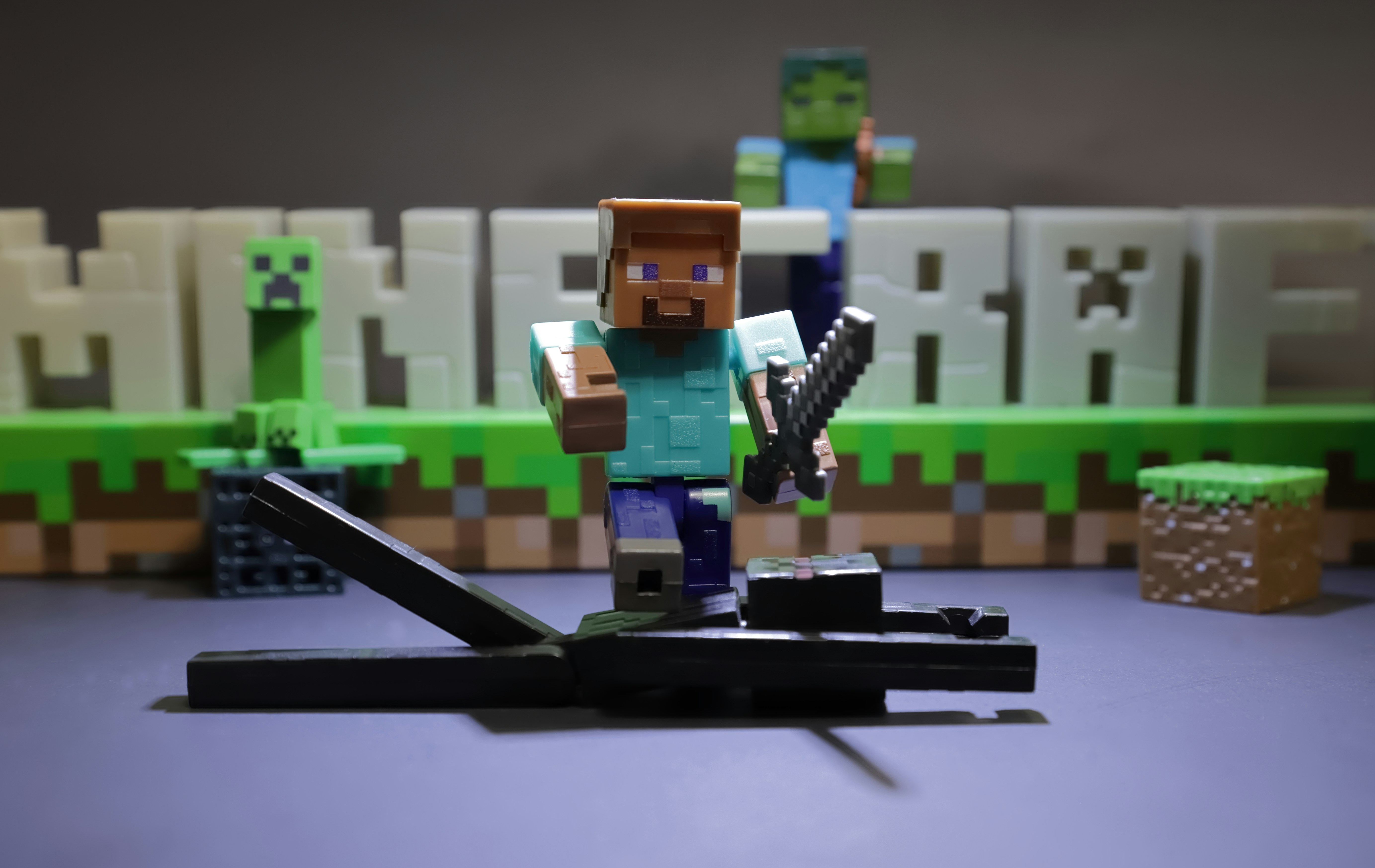 Steve action figure with toy spider - Free Photo on Unsplash