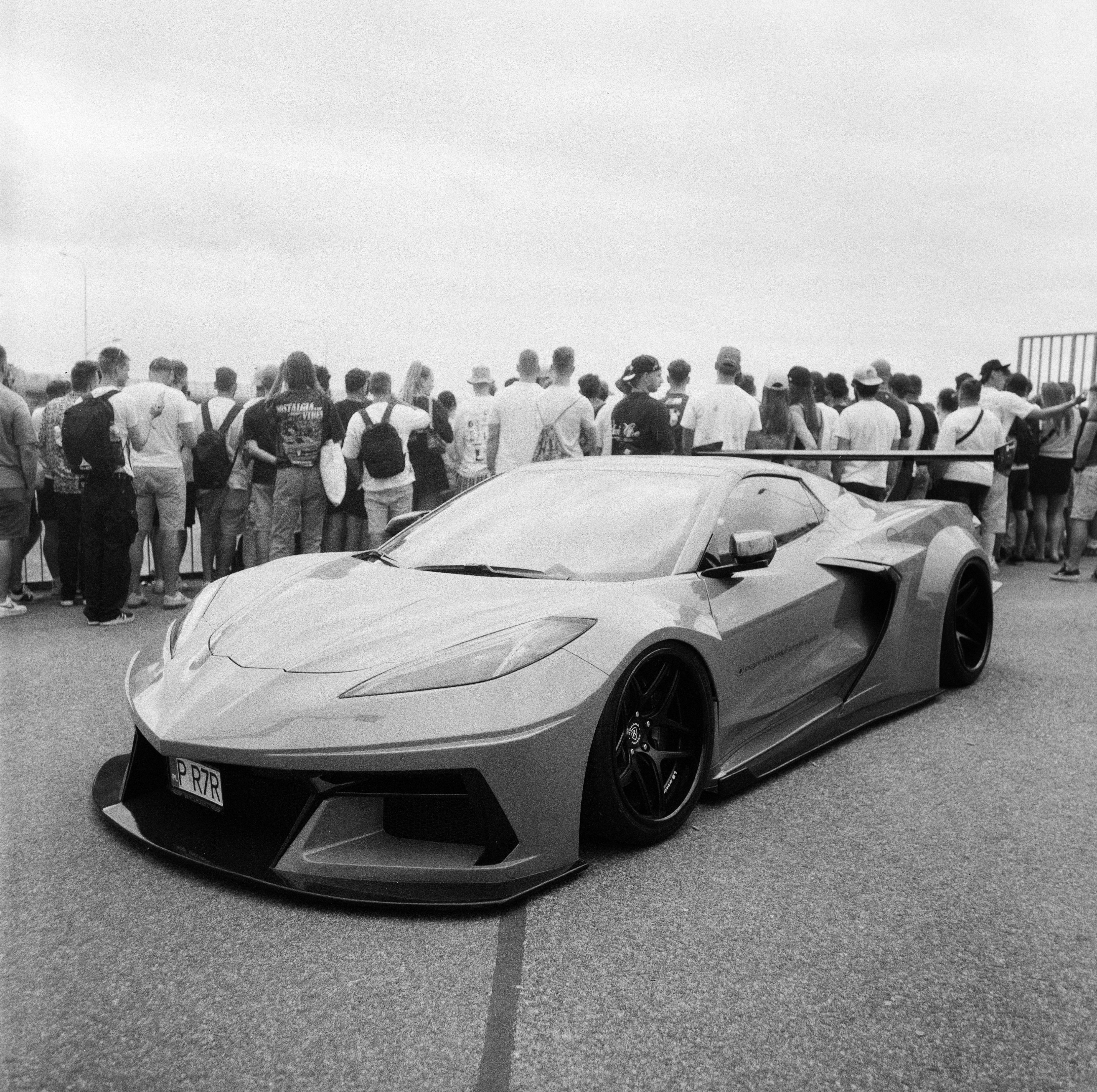 Modified sports car with crowd - Free Photo on Unsplash