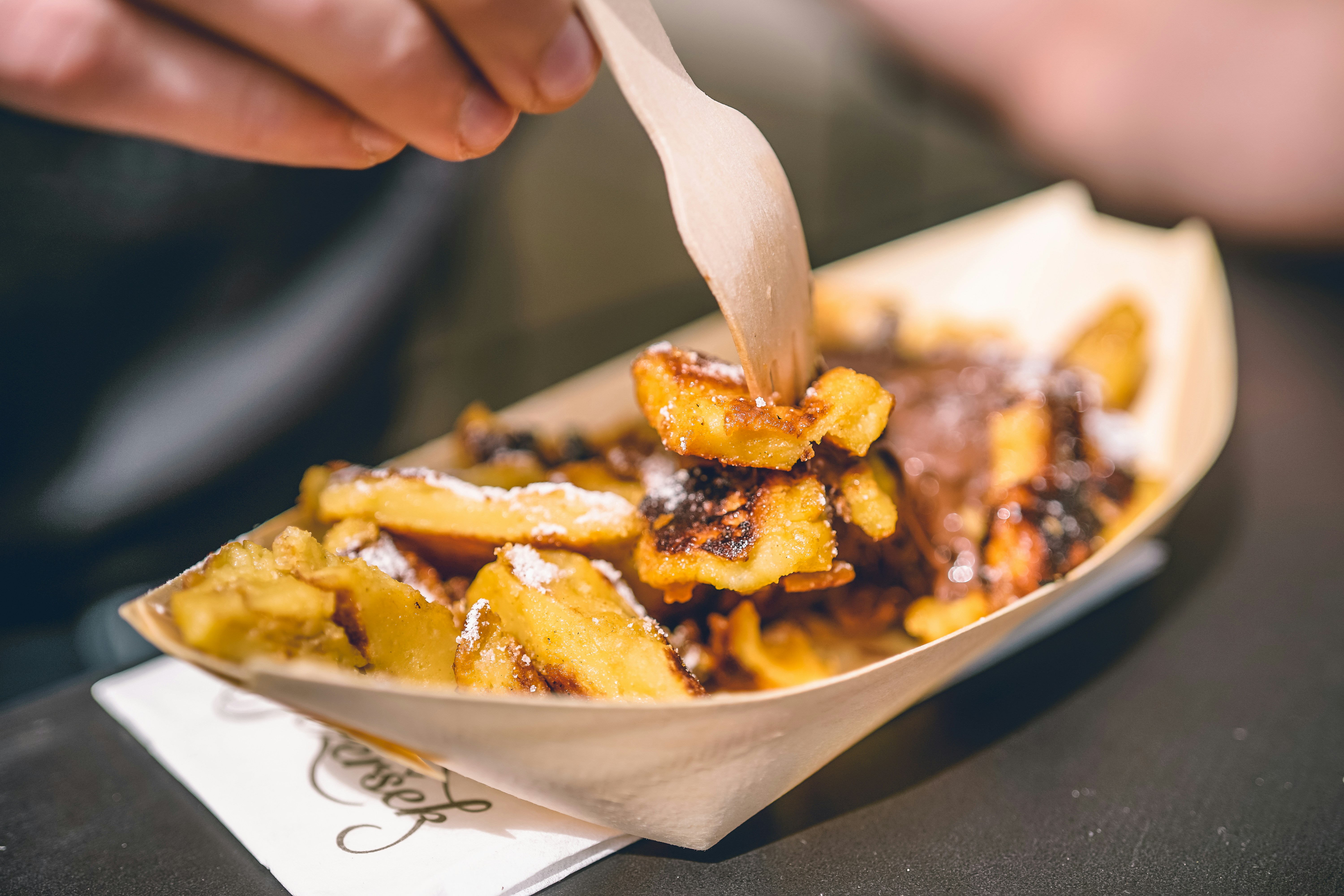 Fried dough pieces with chocolate sauce - Free Photo on Unsplash