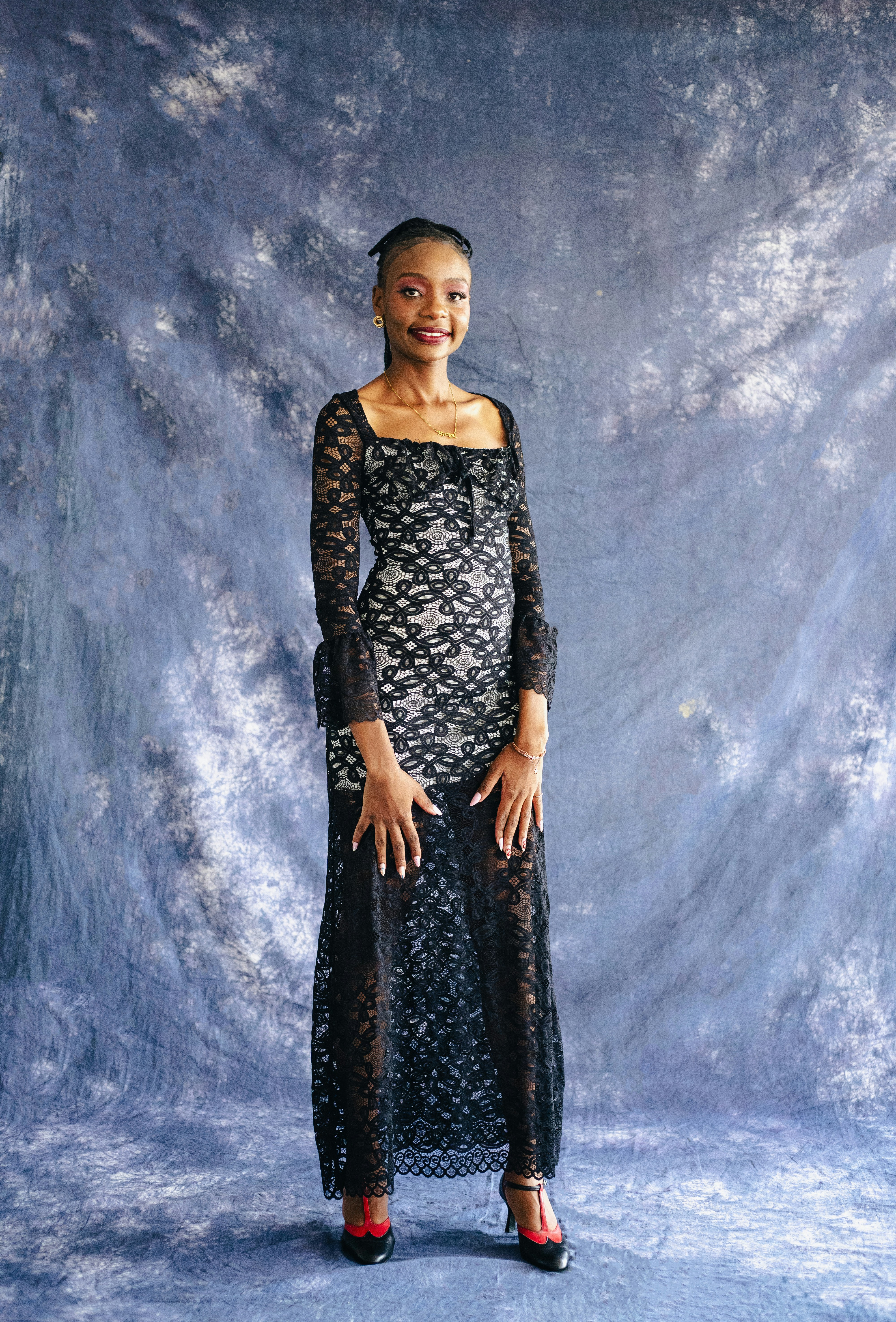 Woman in black lace dress - Free Photo on Unsplash
