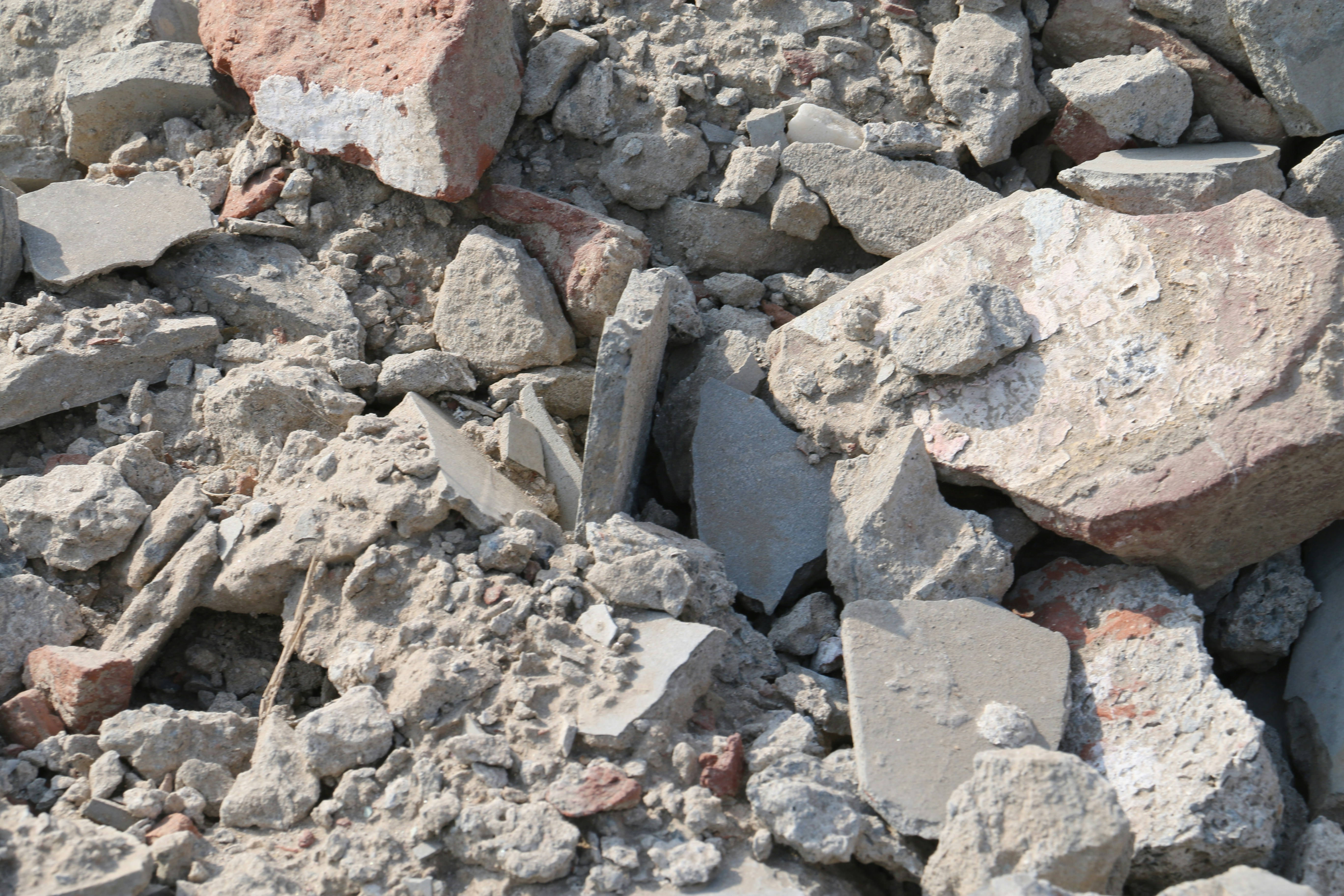 Broken concrete and brick rubble - Free Photo on Unsplash