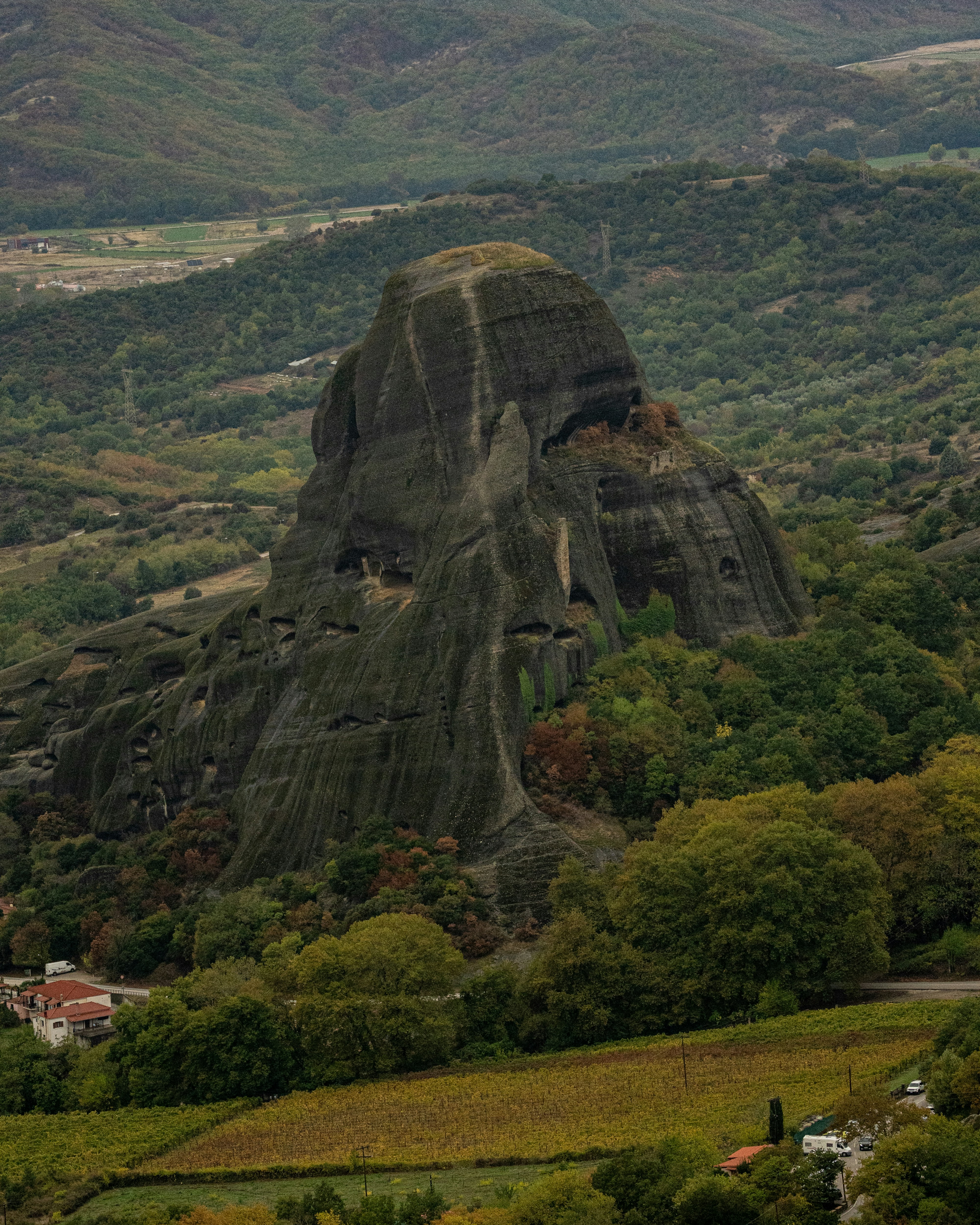 Rock formation in Meteora valley - Free Photo on Unsplash
