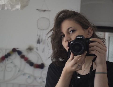 Ve al perfil de Karla Car