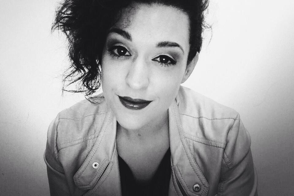 Go to Camilla Carvalho's profile