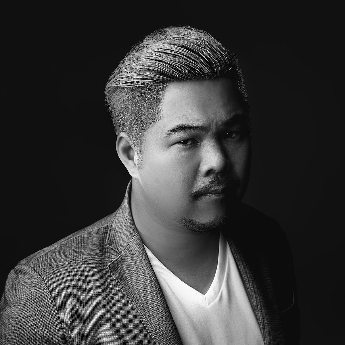 Go to Tawan Rapipong's profile