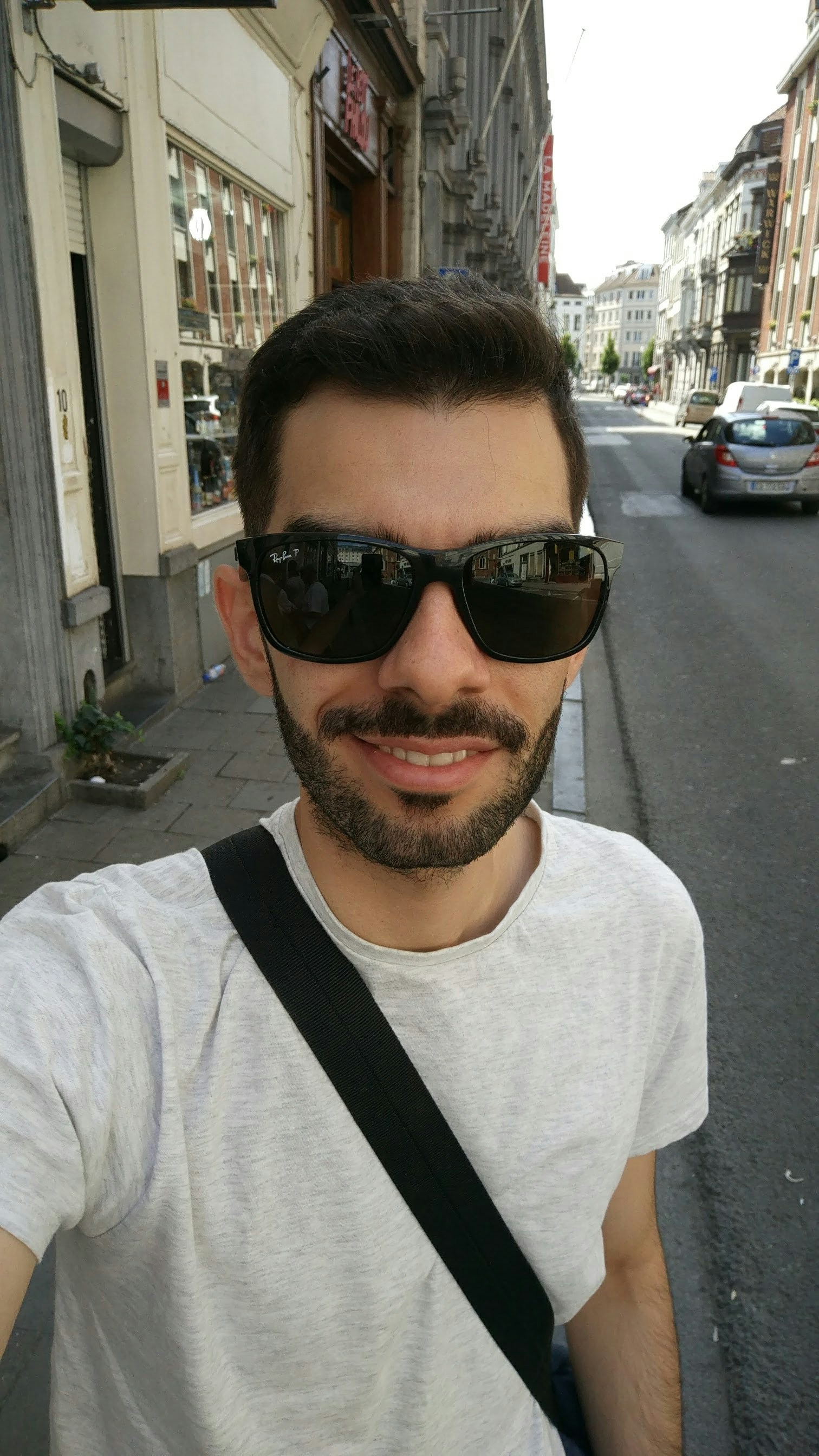 Vai al profilo di Javier M.