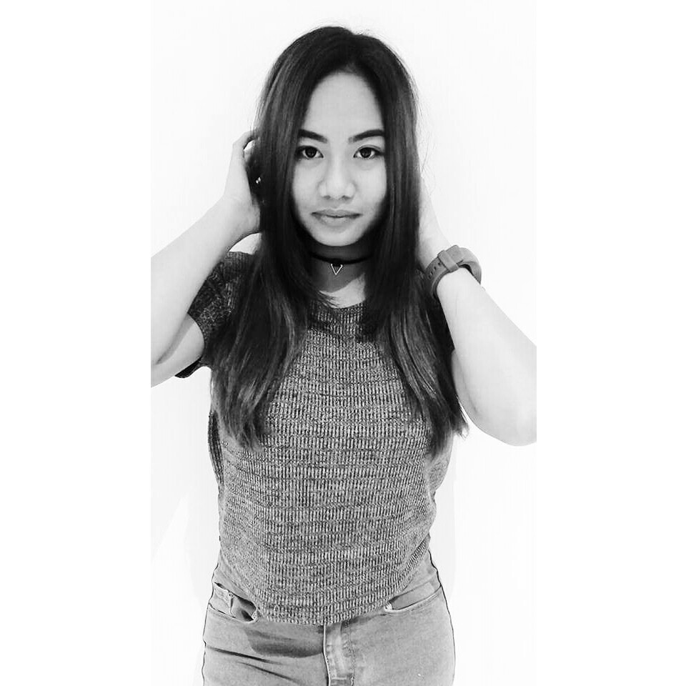 Go to Caye lina's profile