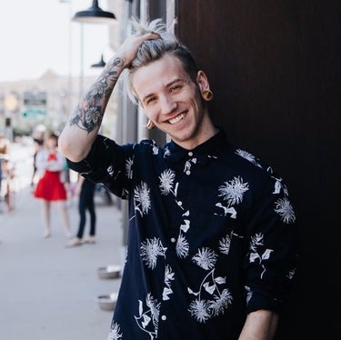 Go to Henry Desro's profile