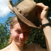 Ve al perfil de Milan Ihl